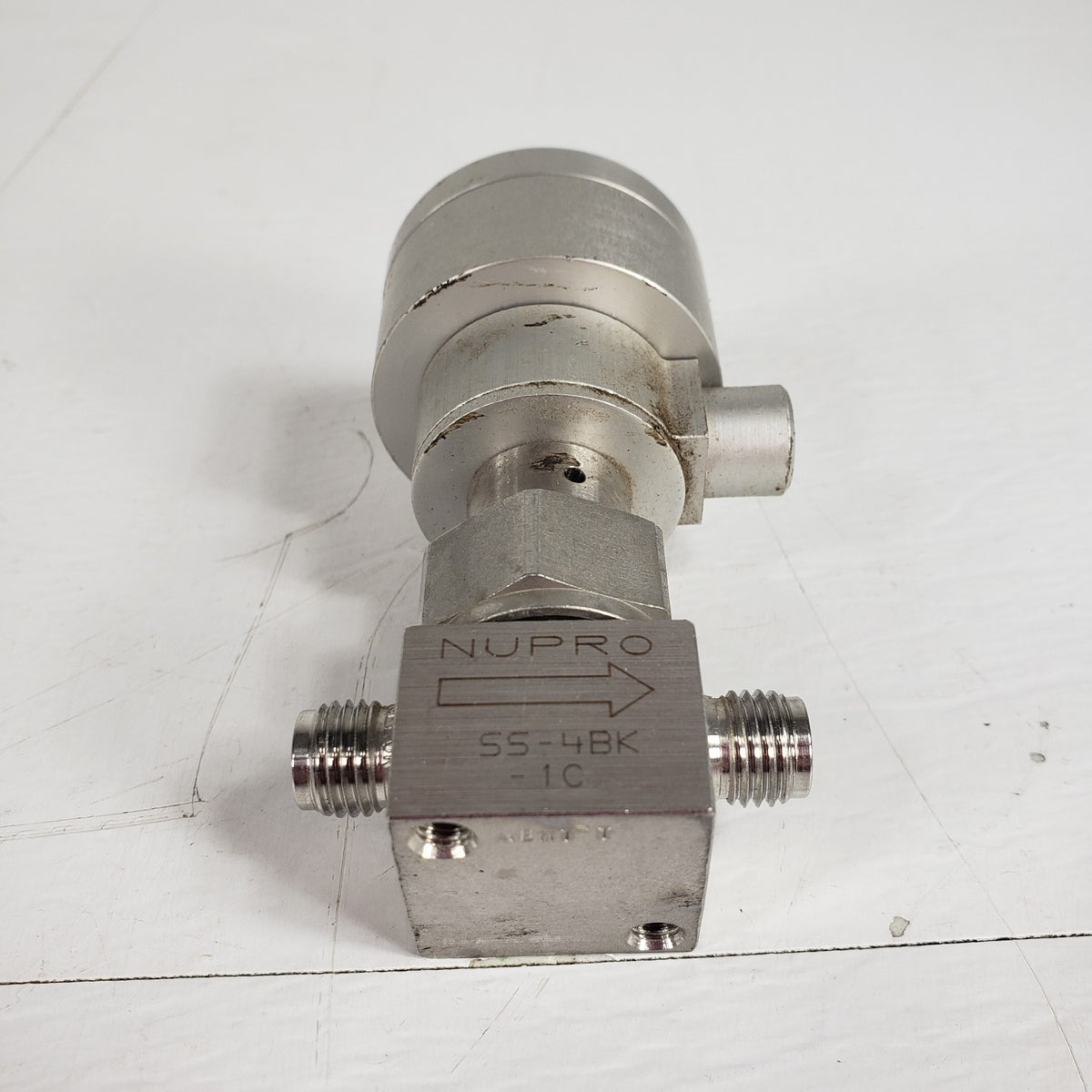 Nupro SS-4BK-1C 1/4" Swagelok Pneumatic NC Bellows Sealed Valve 316 SS