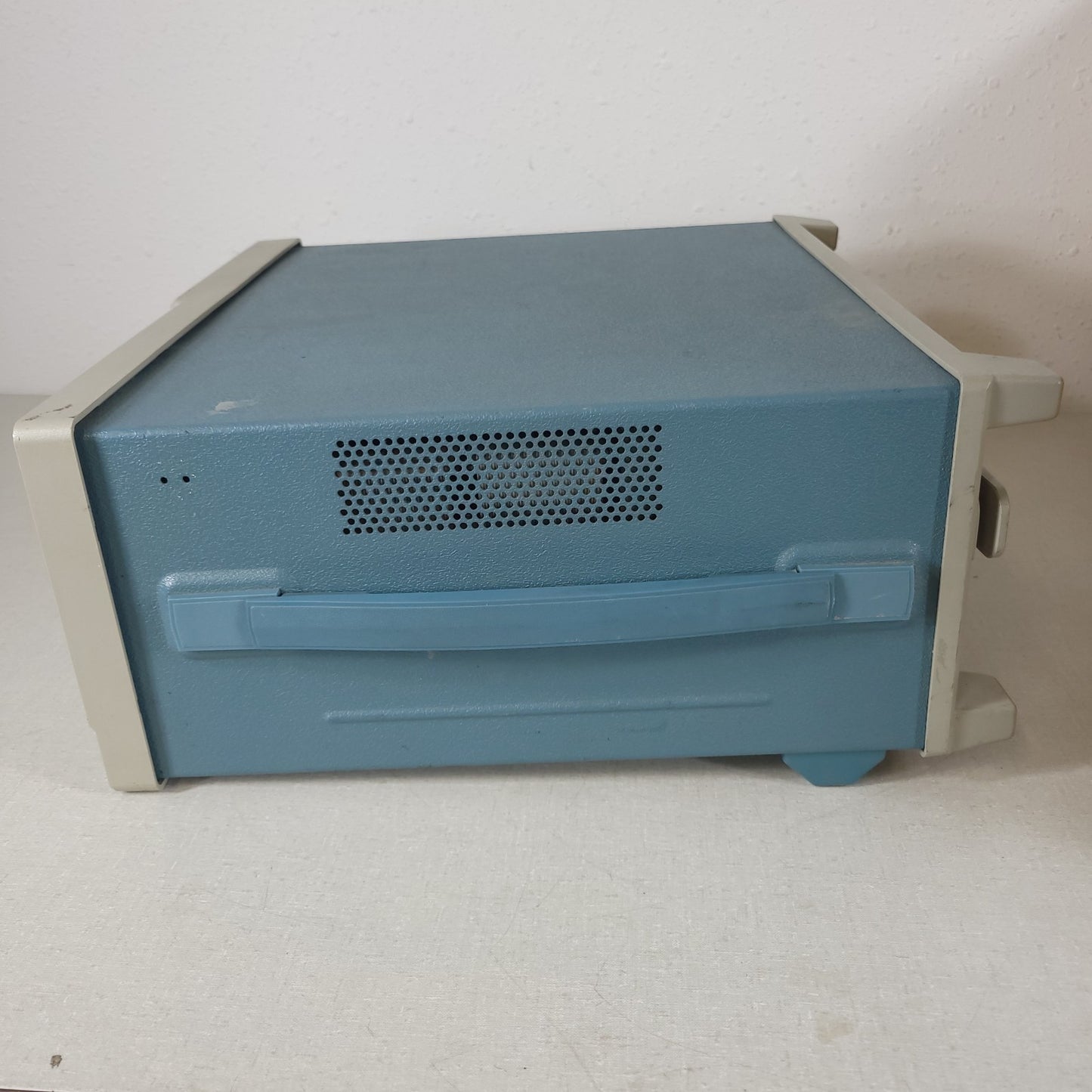 *READ* Tektronix TDS 754A Digitizing Four Channel Oscilloscope 500MHz CRT Screen