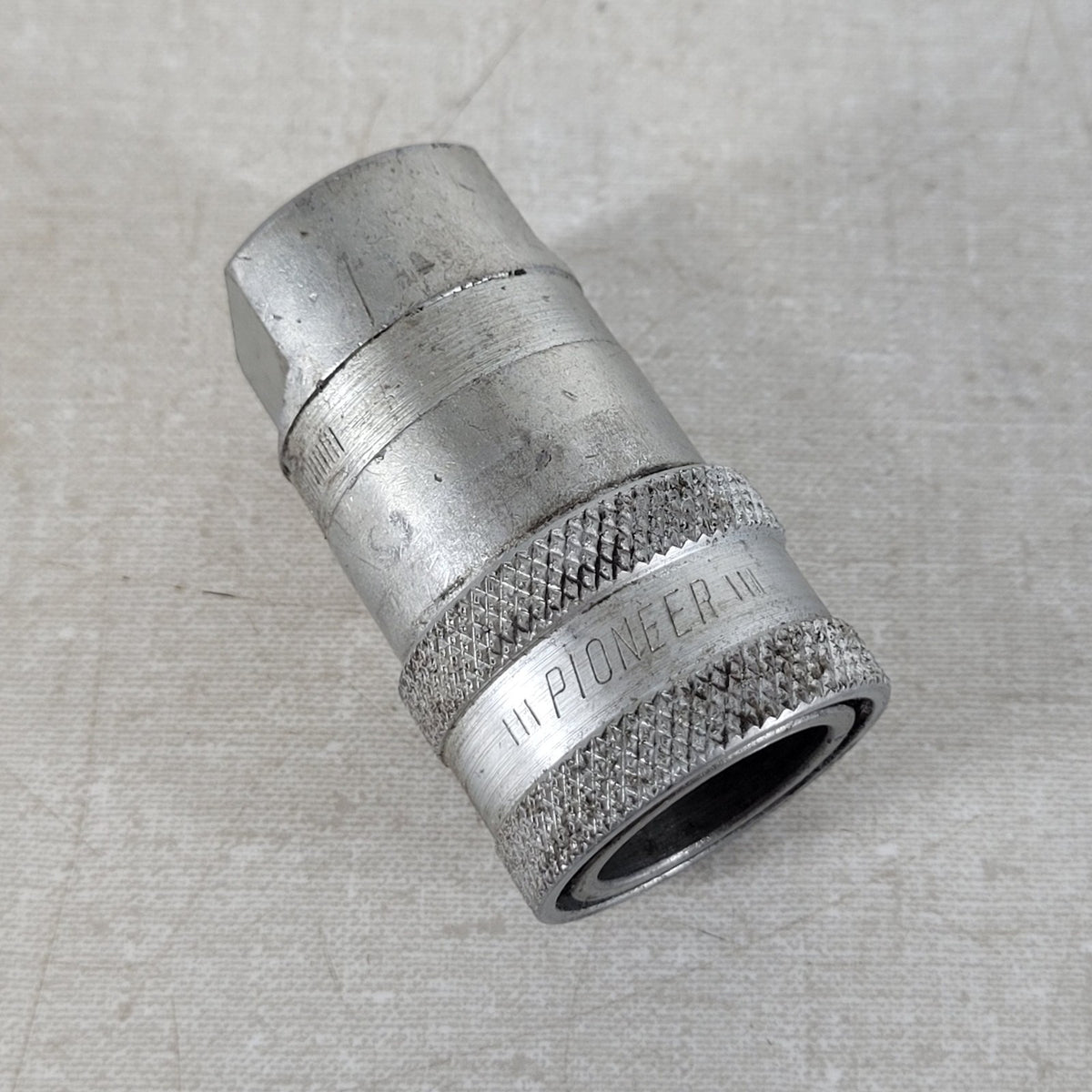 Parker Pioneer 4050-3 3/8" NPTF Female Hydraulic Quick Coupler 3000 PSI
