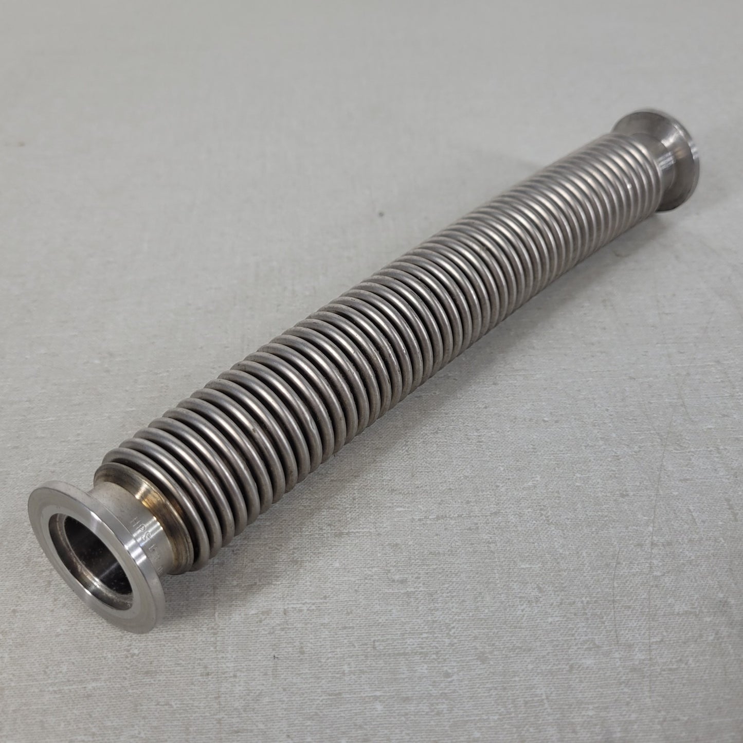 MKS HPS 9.5 Inch Flexible Stainless Steel Vacuum Bellows Hose KF25 NW25 QF25