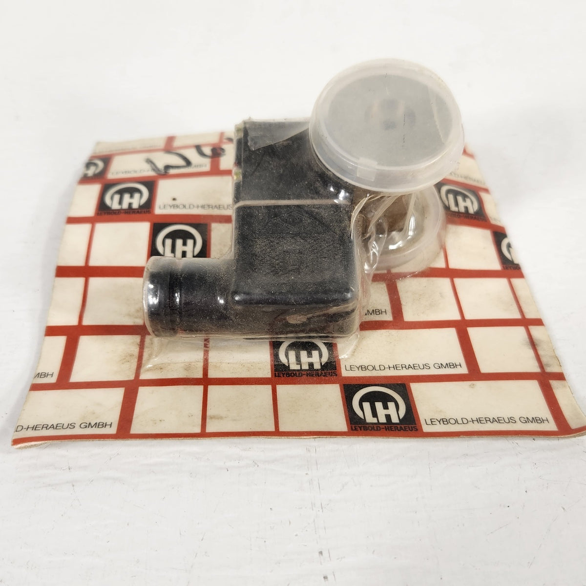 NEW Leybold Heraeus 42 270 283 Electromagnetic Vacuum Solenoid Valve 42270283