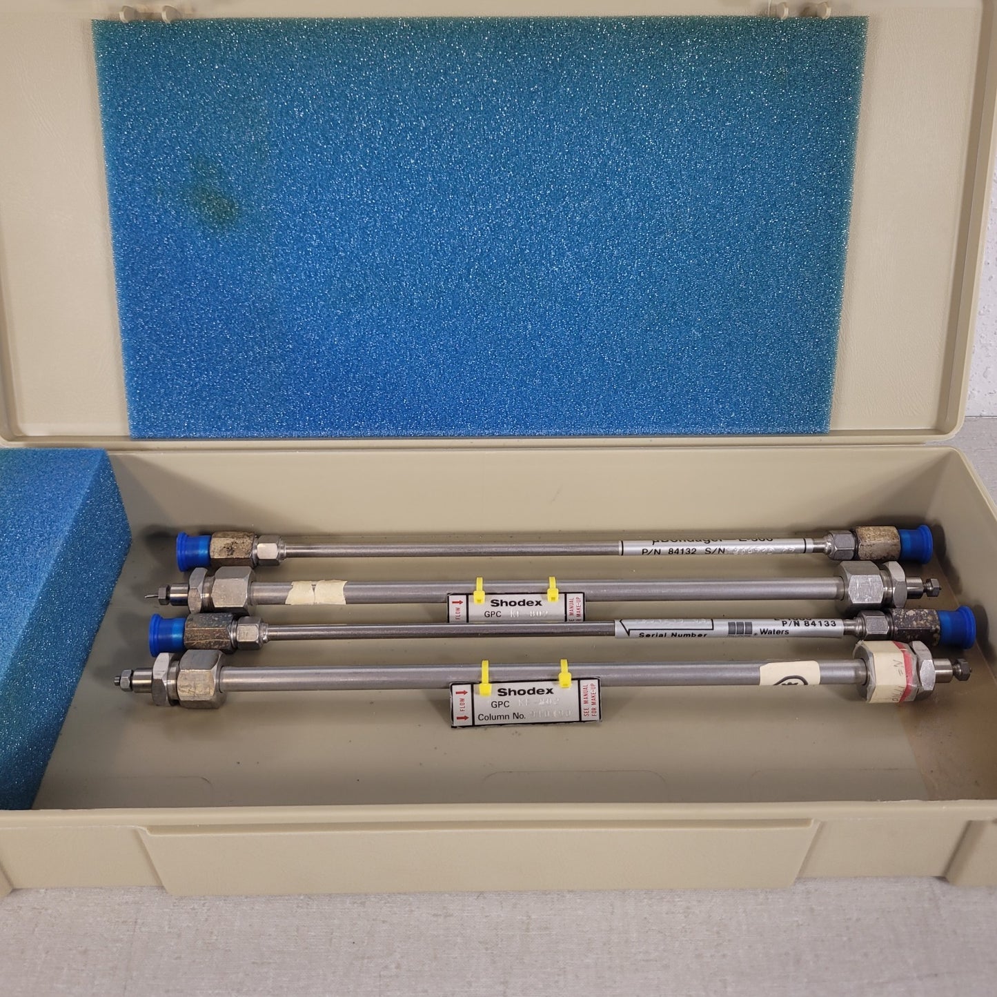 Lot of 4 Shodex Waters GPC HPLC Liquid Chromatography Columns w/ Case