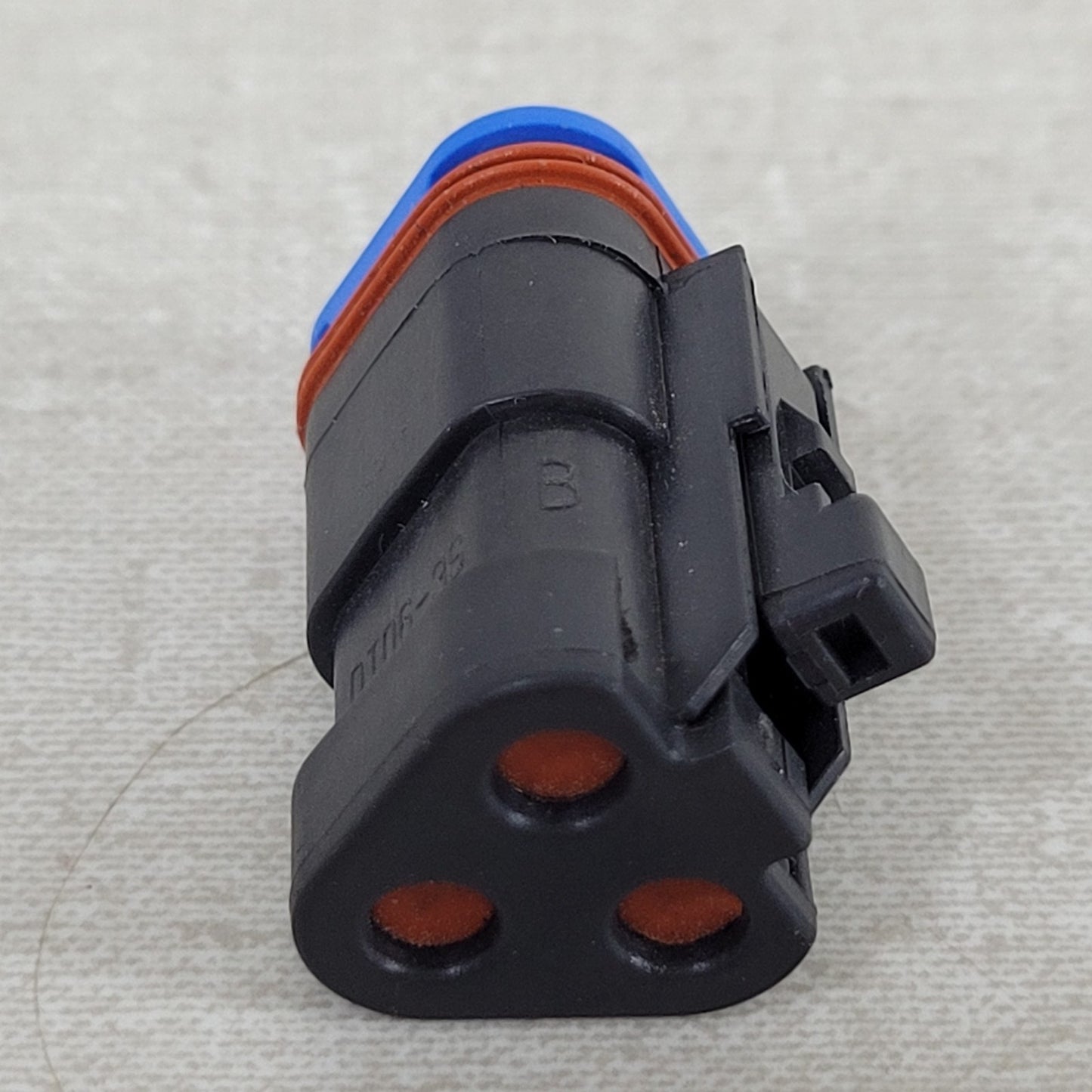 TE Connectivity DT06-3S-PP01 Deutsch DT 3-Way Plug Connector Housing