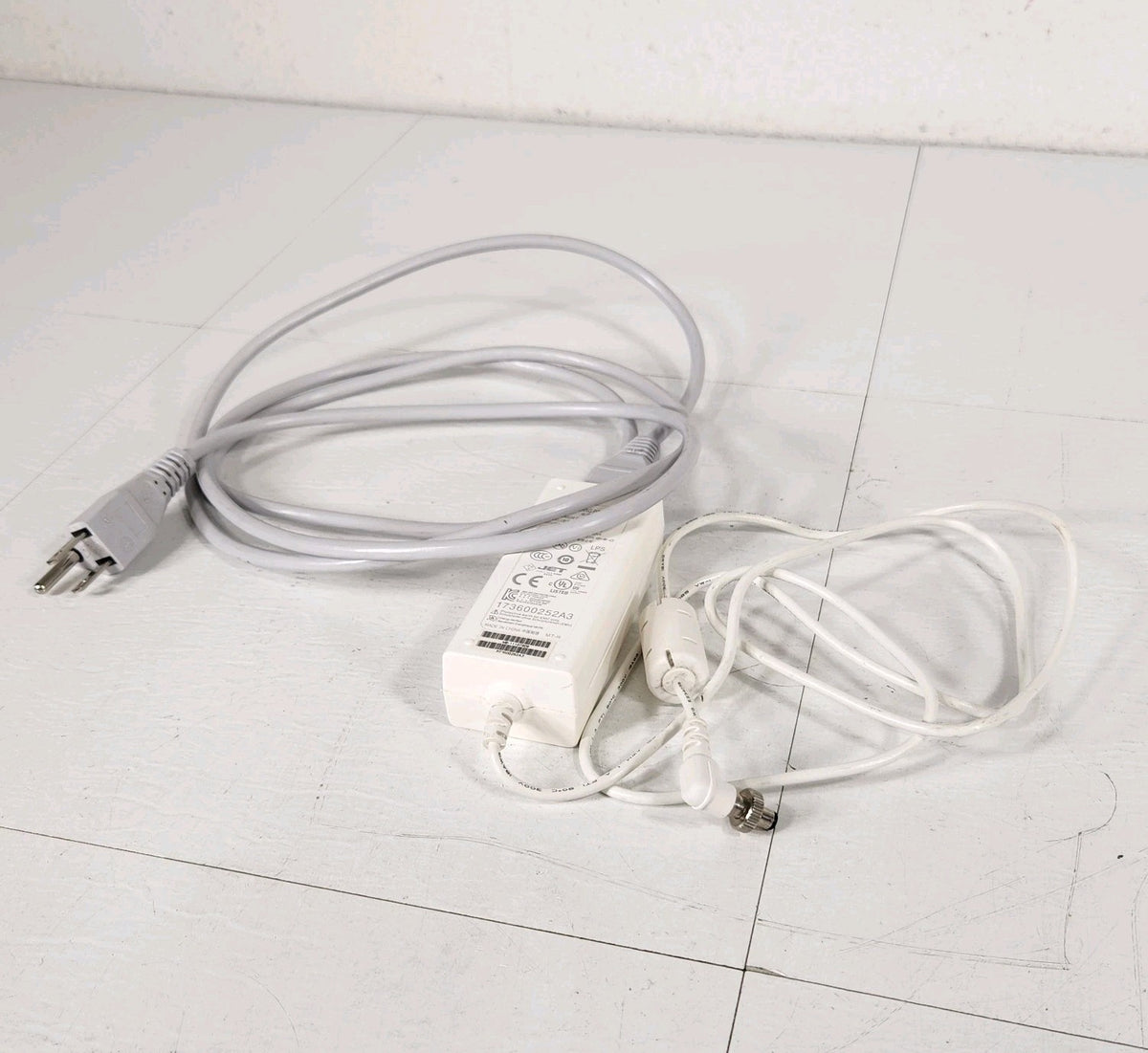 Mettler Toledo ME-11107909 XS XP Balance Power Supply 12V 2.5A w/ Cord