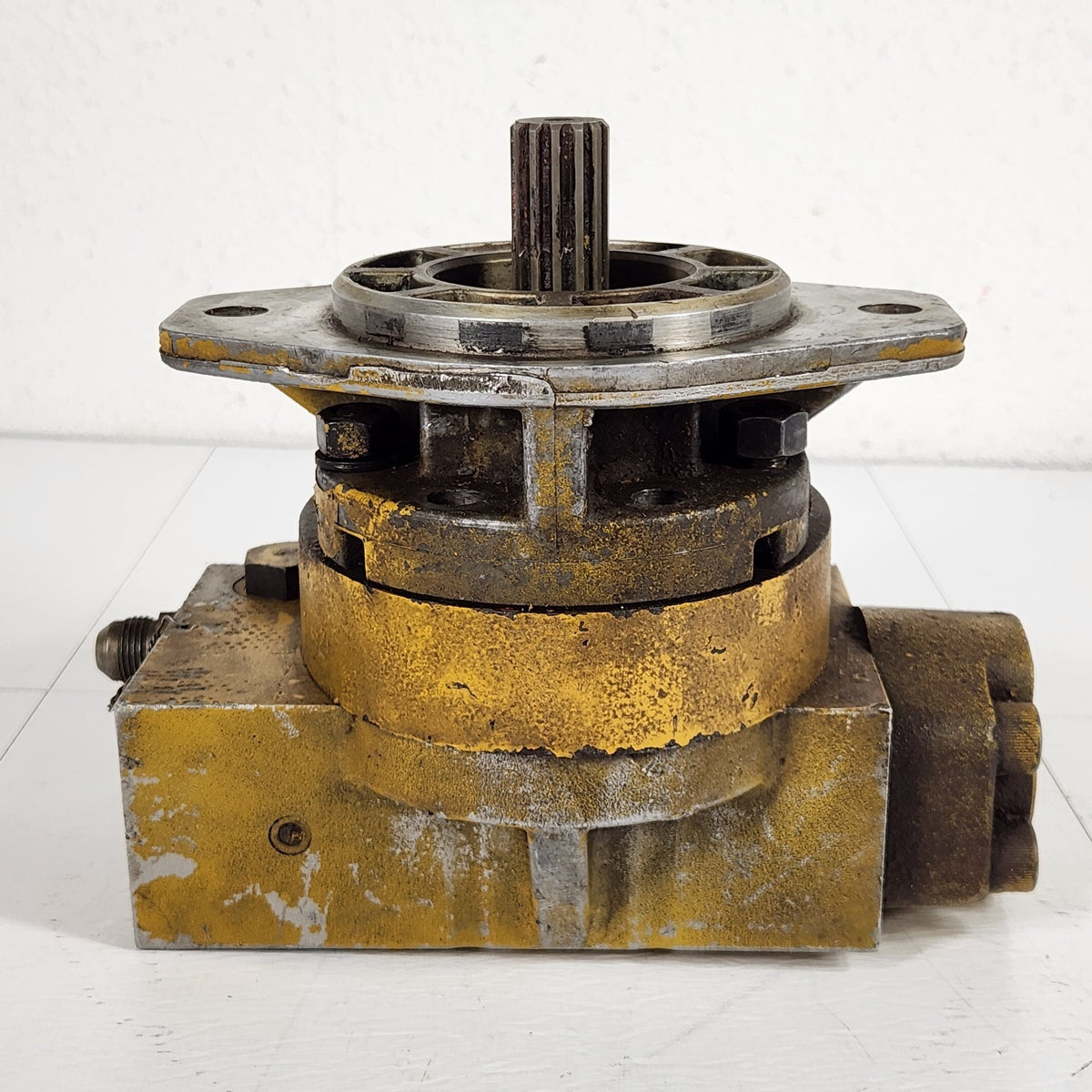 Sauer Sundstrand Hydrostatic Hydraulic Pump Motor Splined Shaft Untested