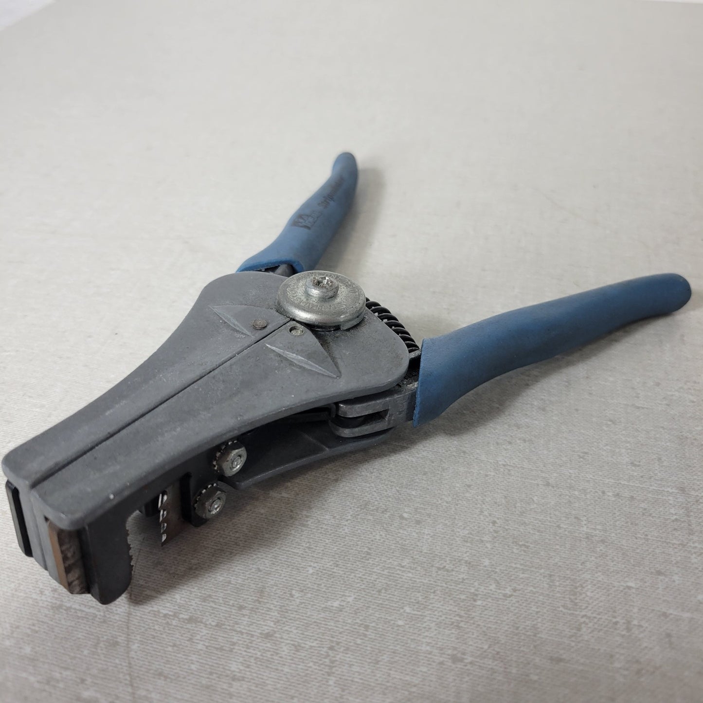 IDEAL 45-091 Stripmaster Automatic Wire Stripper w/ L-4420 Blades 10-18 AWG
