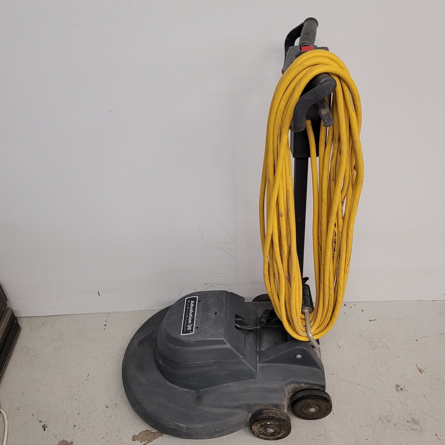 Nilfisk Advance Advolution 20XP 01520A 20" Dust Control Floor Burnisher Tested