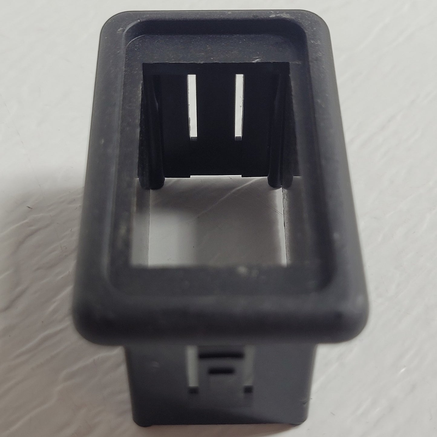 4-Pk Carling Technologies VMS-01 Contura V-Series Single Rocker Switch Mounts