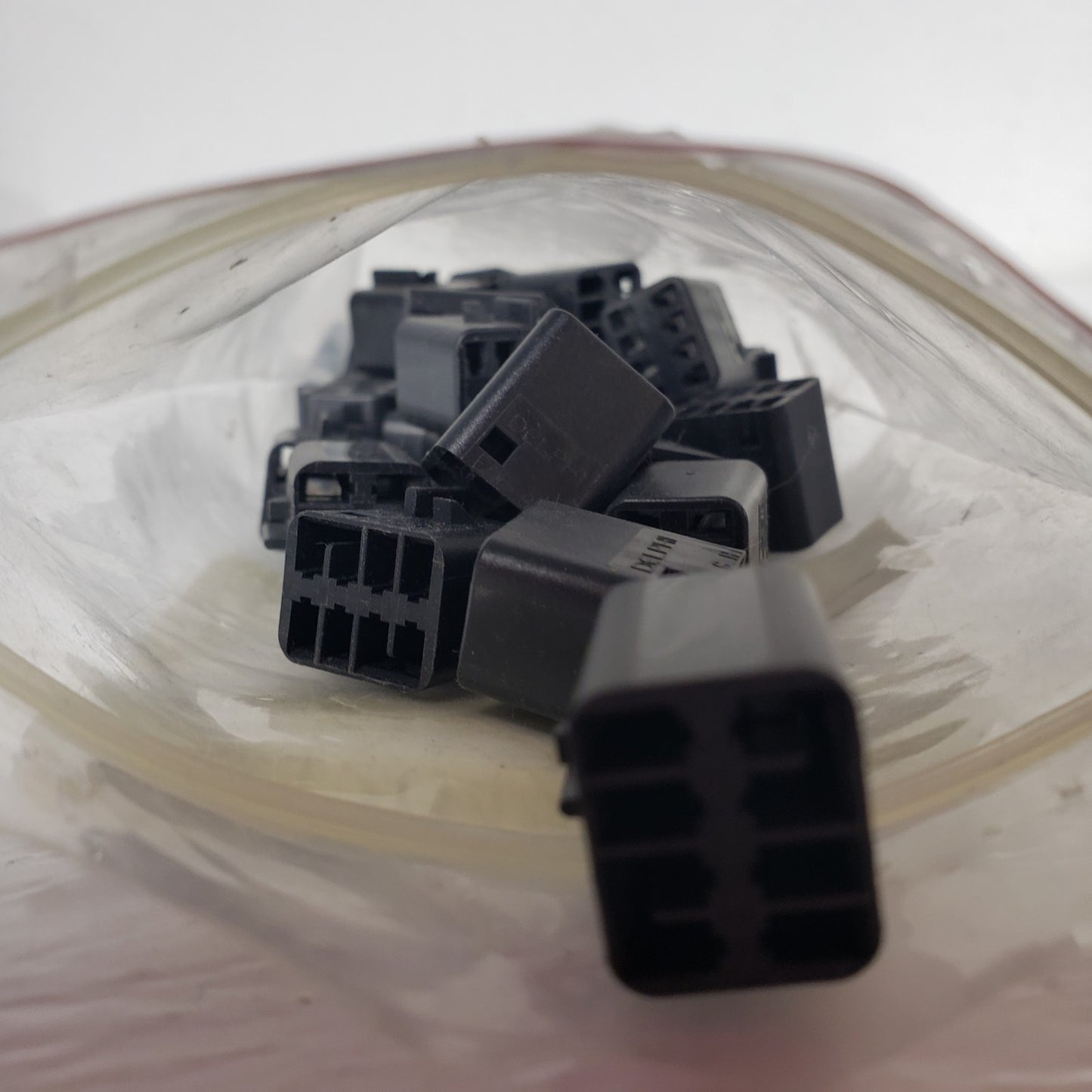 25 Units Aptiv Delphi 12047953 Metri-Pack 280 2-Way Black Female Connector