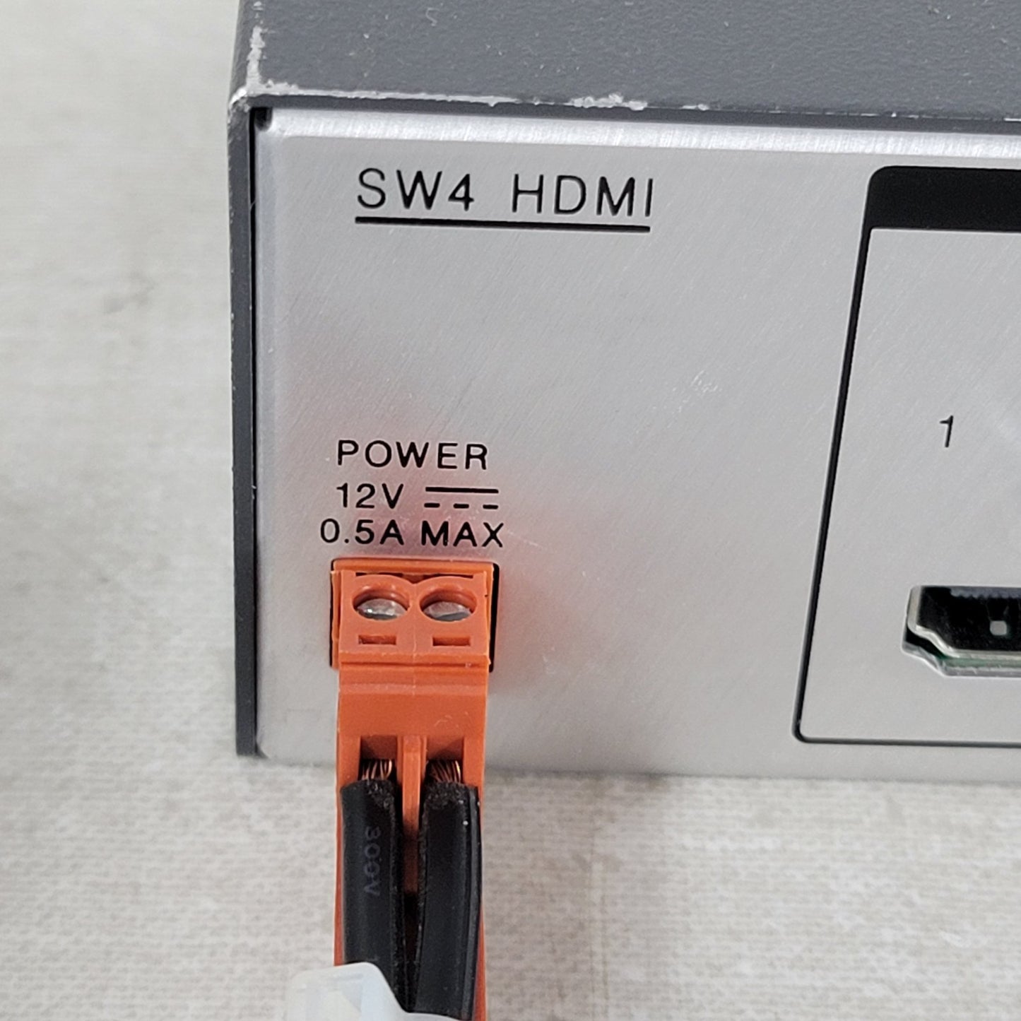 EXTRON SW4 HDMI Switcher with Power Supply, 4 HDMI Inputs, 1 HDMI Output