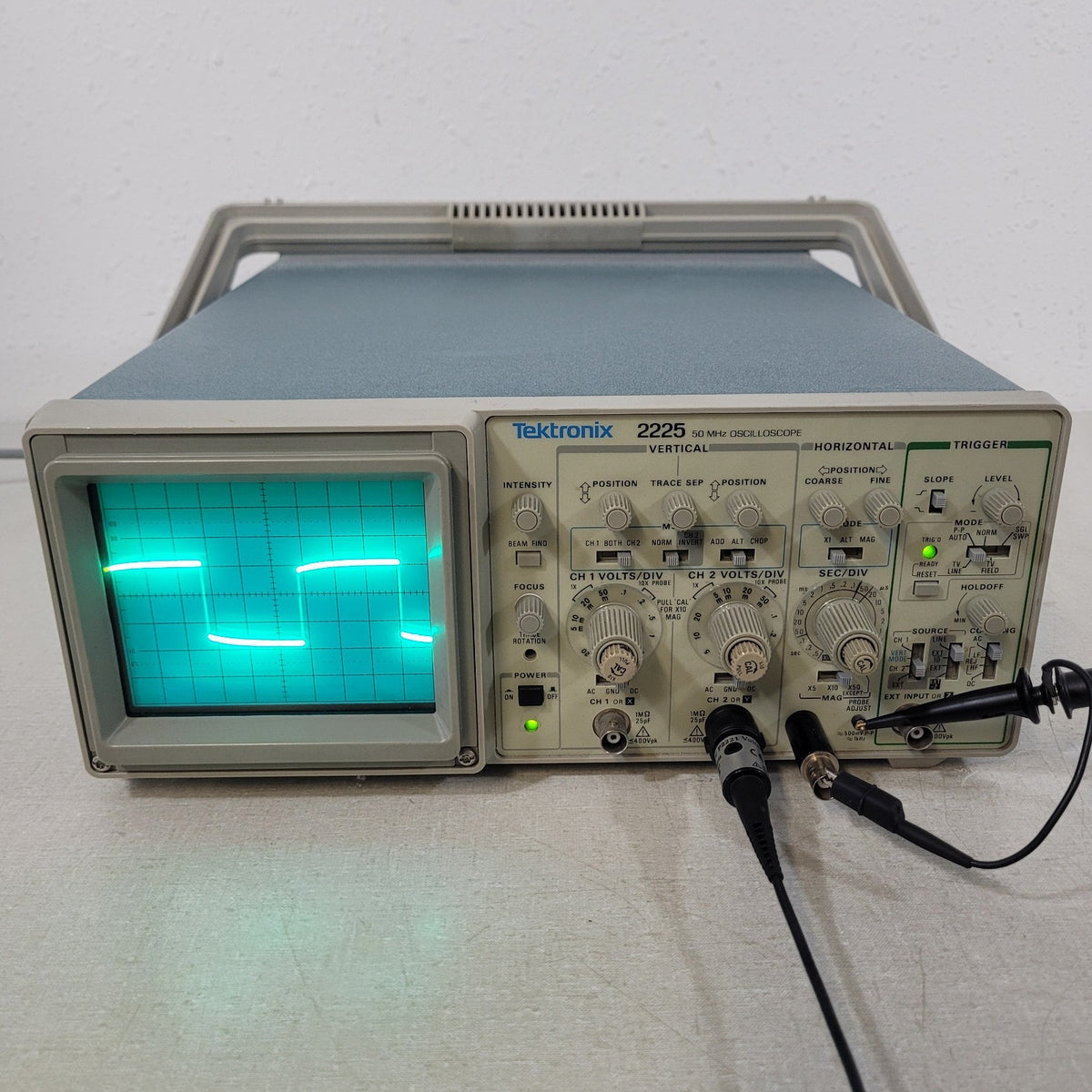 Tektronix 2225 50MHz Dual Channel Analog Oscilloscope 2CH TESTED WORKING