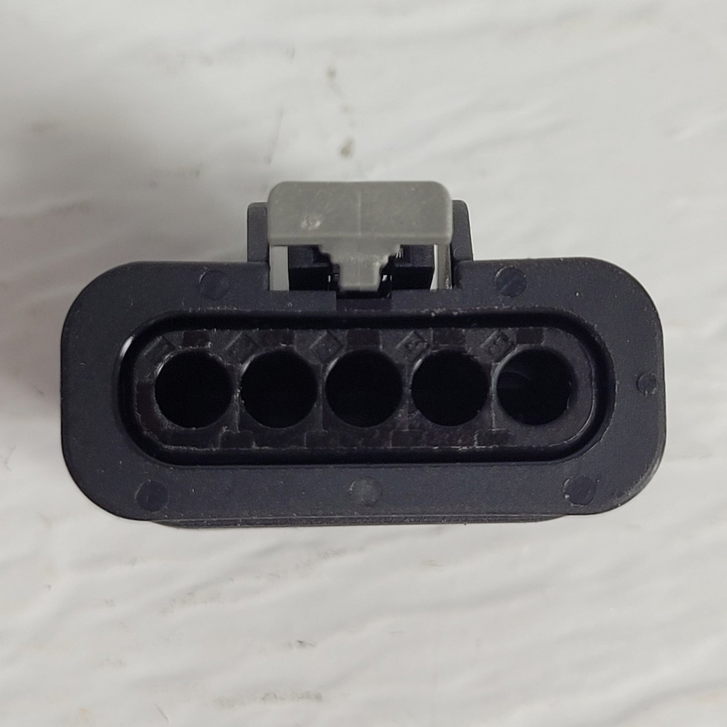 New Holland 84190317 Wire Connector Plug Housing 6-Way Case IH CNH OEM