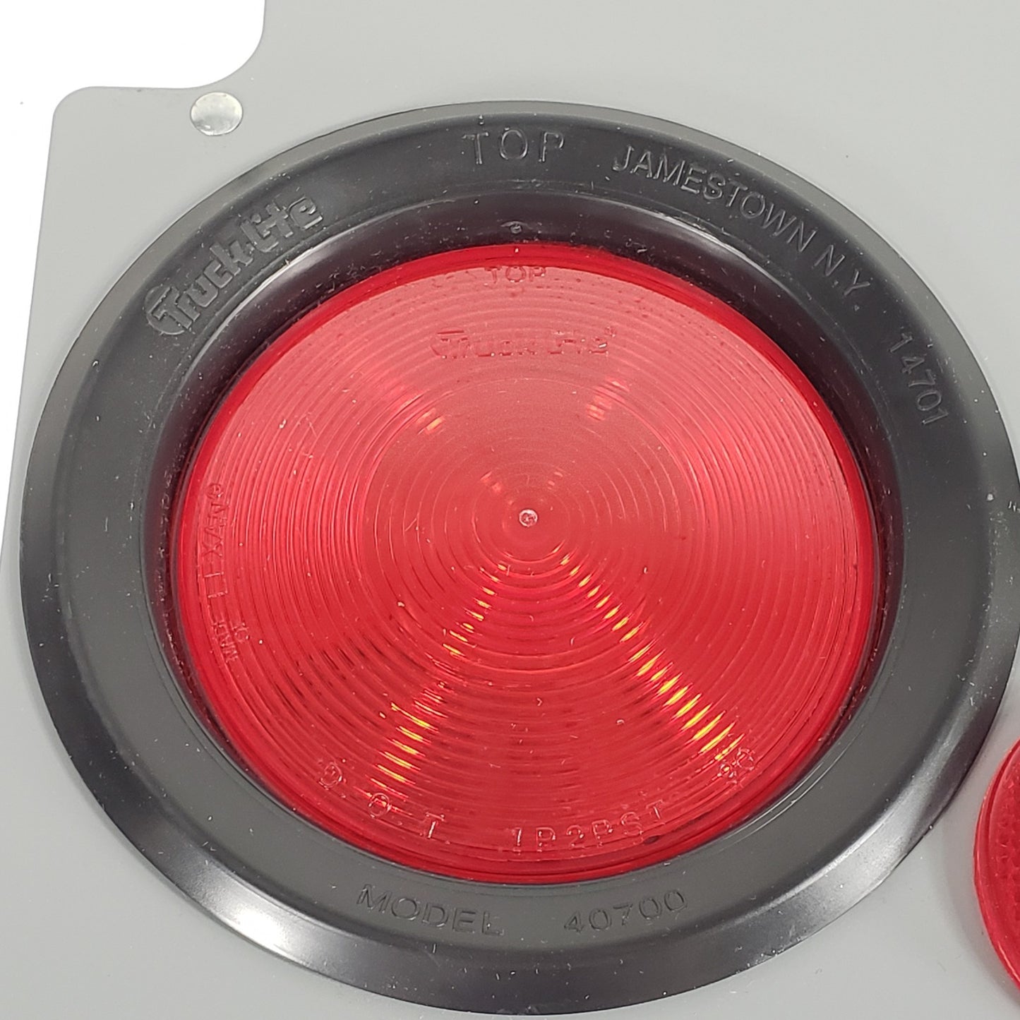 TRUCKLITE 40700 Light Module With One Side Marker, SAE-A-70, SATE-LITE25