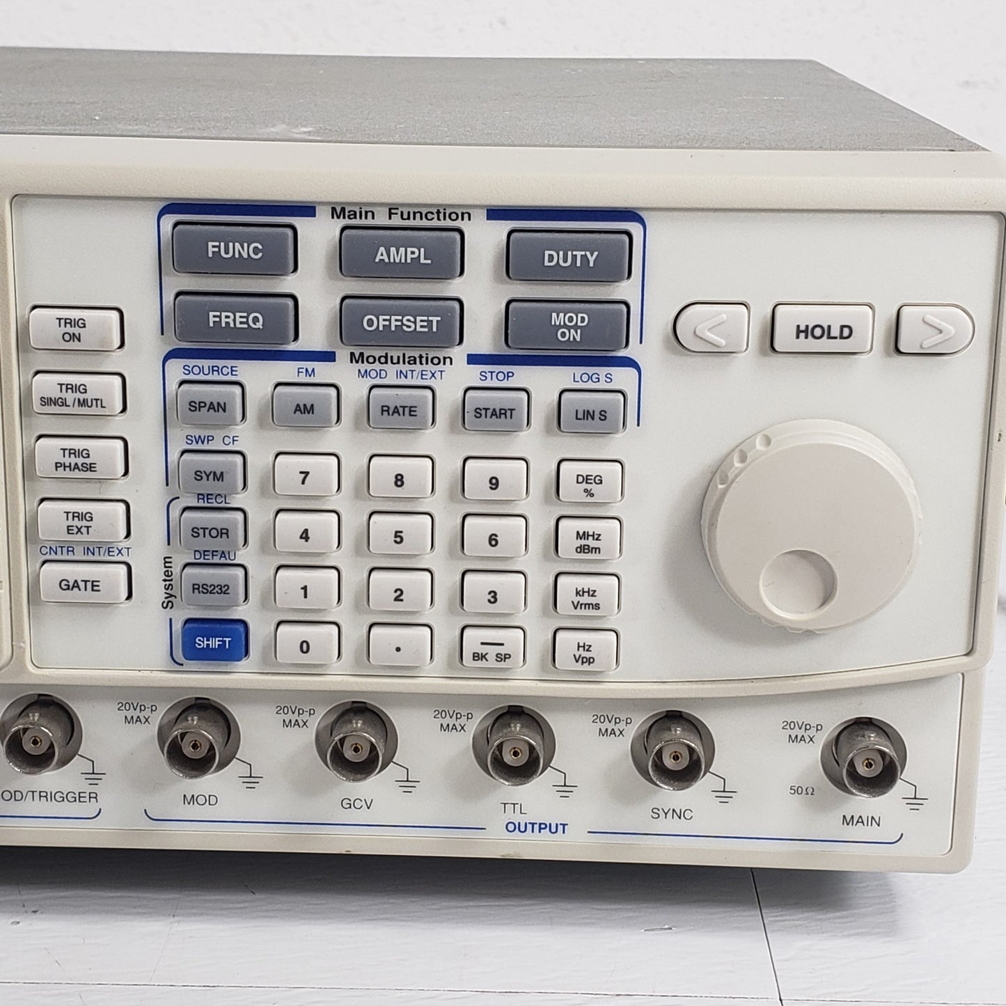 TESTED GW Instek GFG-3015 15MHz Programmable Function Generator Signal Generator
