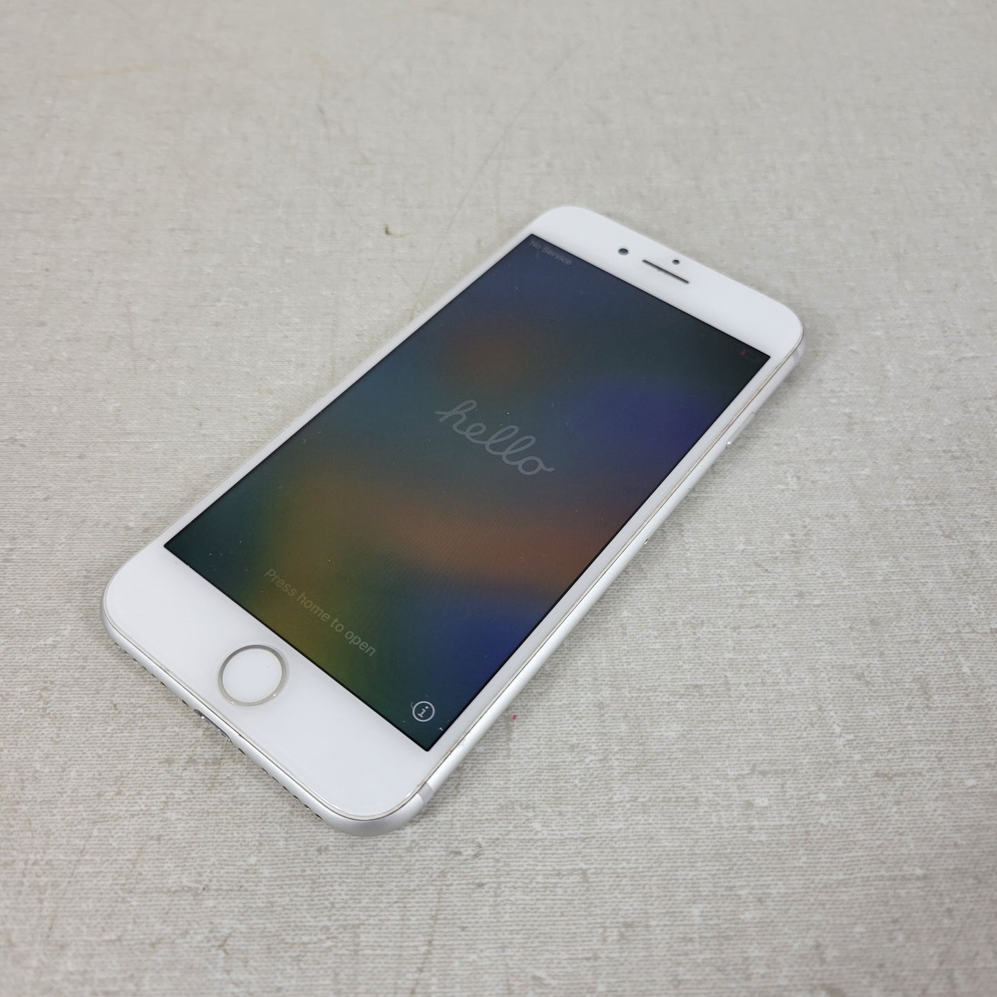 APPLE A1863 iPhone 8, 64 GB, Silver Verizon Cell Phone Cellular with Lightning