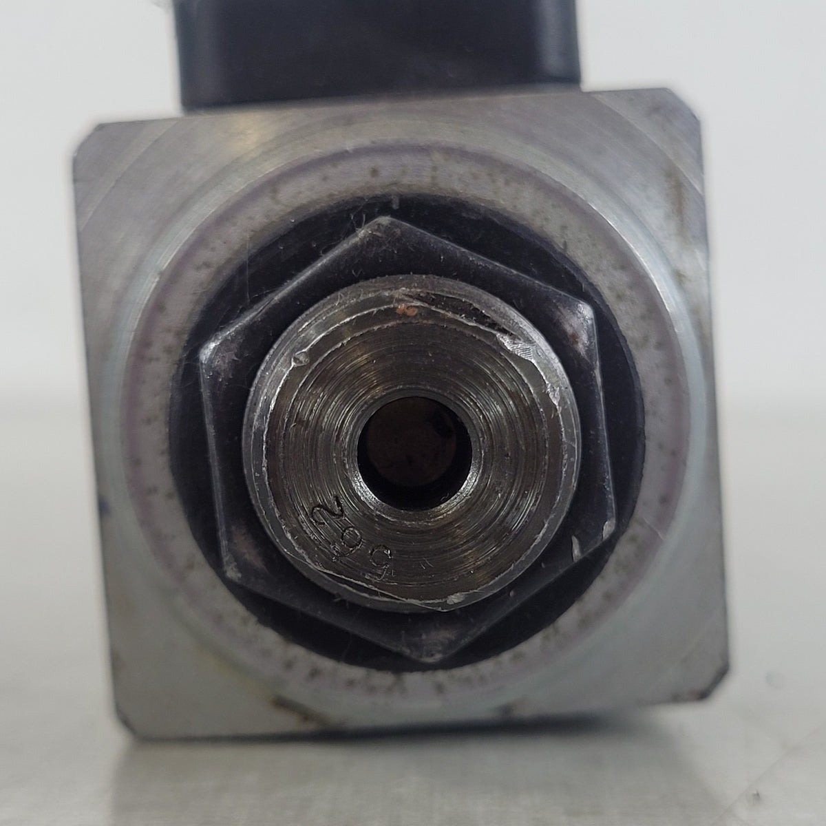 Untested Continental Hydraulics ED03M-5F2I-GD-12L-B Proportional Directional Val
