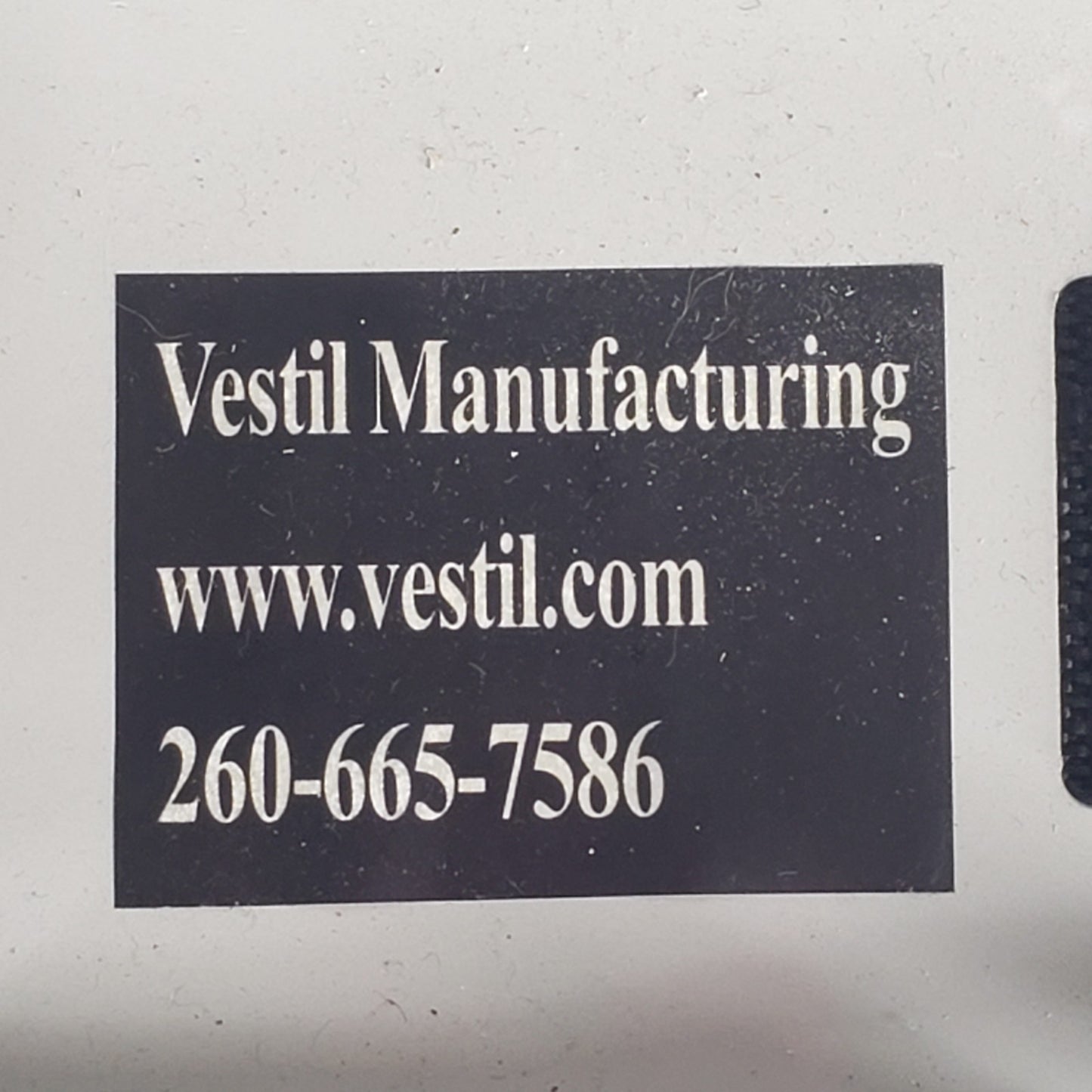VESTIL Industrial Gas Cylinder Wall Mount Bracket Clamp Holder Single Tank Rack