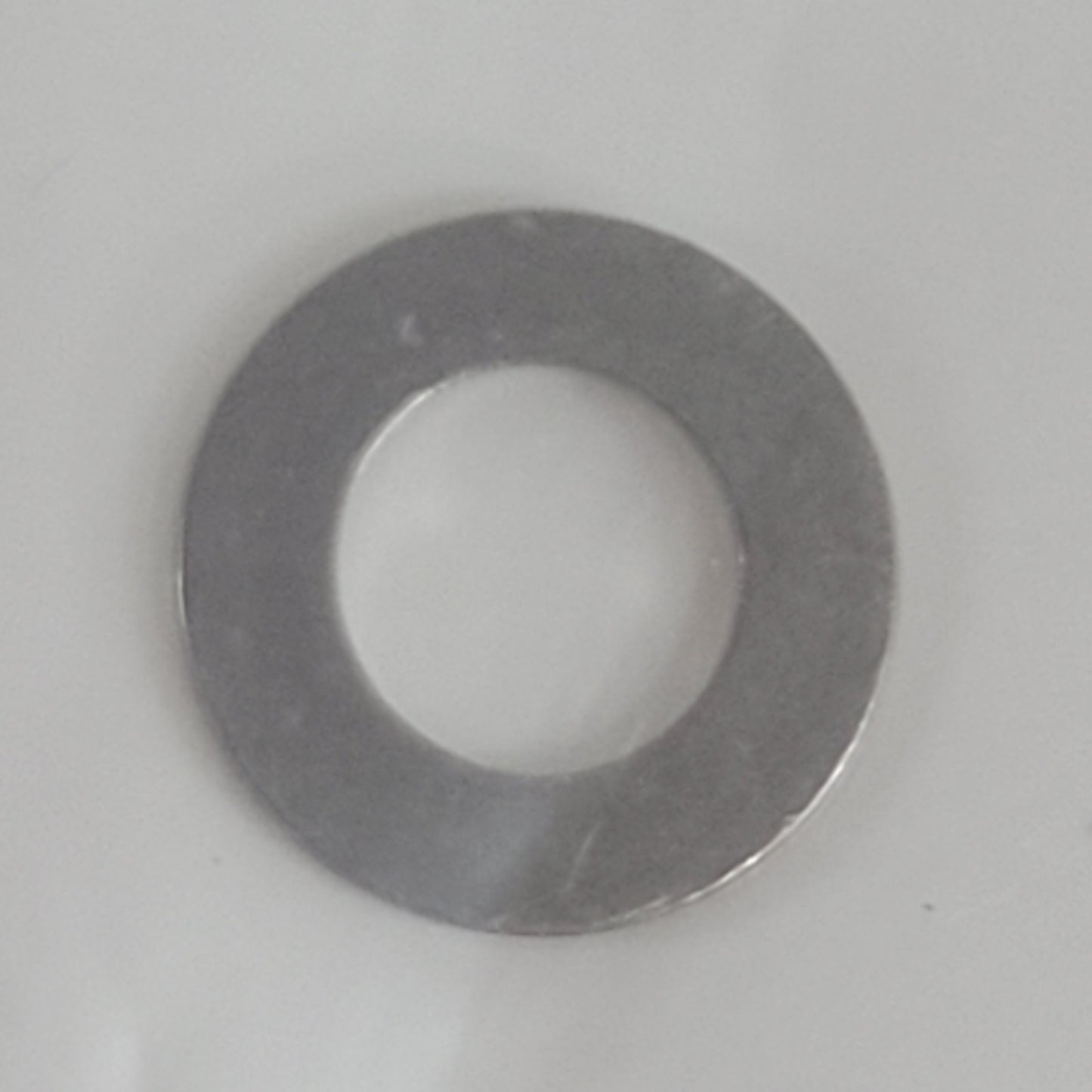 WATERS WAT098548 SS Flat Washer .246x.135x.015 510 600 HPLC Inlet Manifold