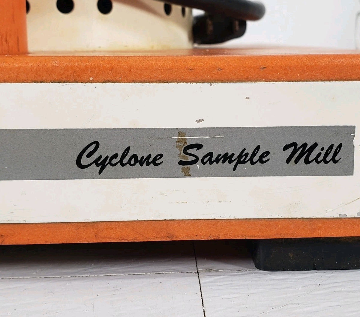 TESTED UDY 3010-030 Cyclone Sample Mill 115V Lab Grinder Grain Feed Accessories
