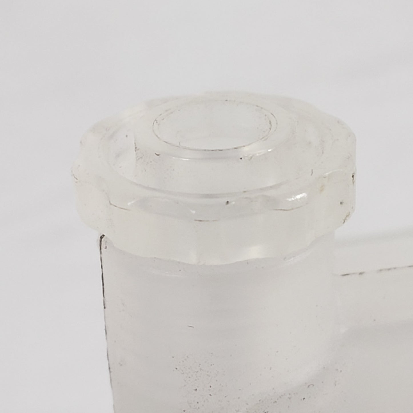 Transparent Threaded Inline Fuel Filter for Small Engines, Flow Direction Shown