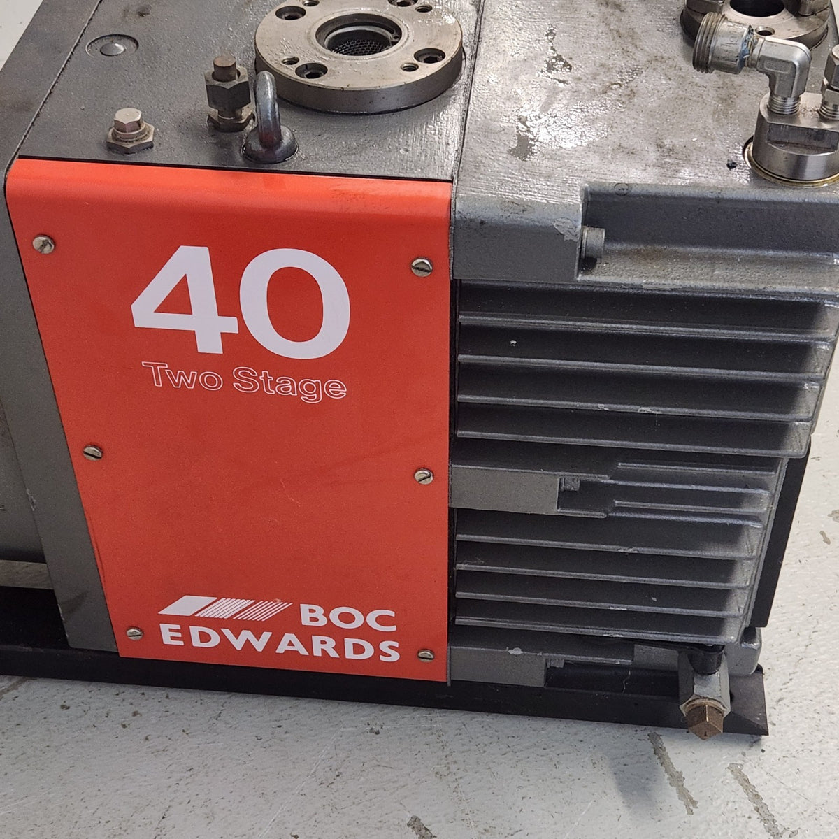 TESTED 7mTorr Edwards E2M40 2-Stage Rotary Vane Vacuum Pump KF40 1PH 120/240v