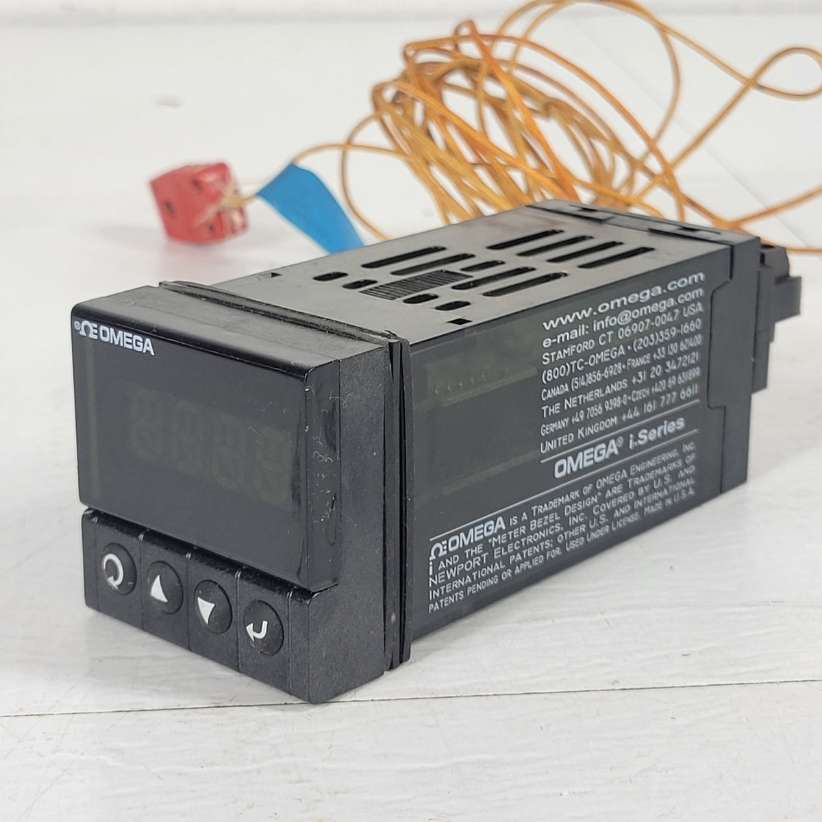 OMEGA DPi16 Digital Temperature Process Panel Meter w/ Thermocouple Jack