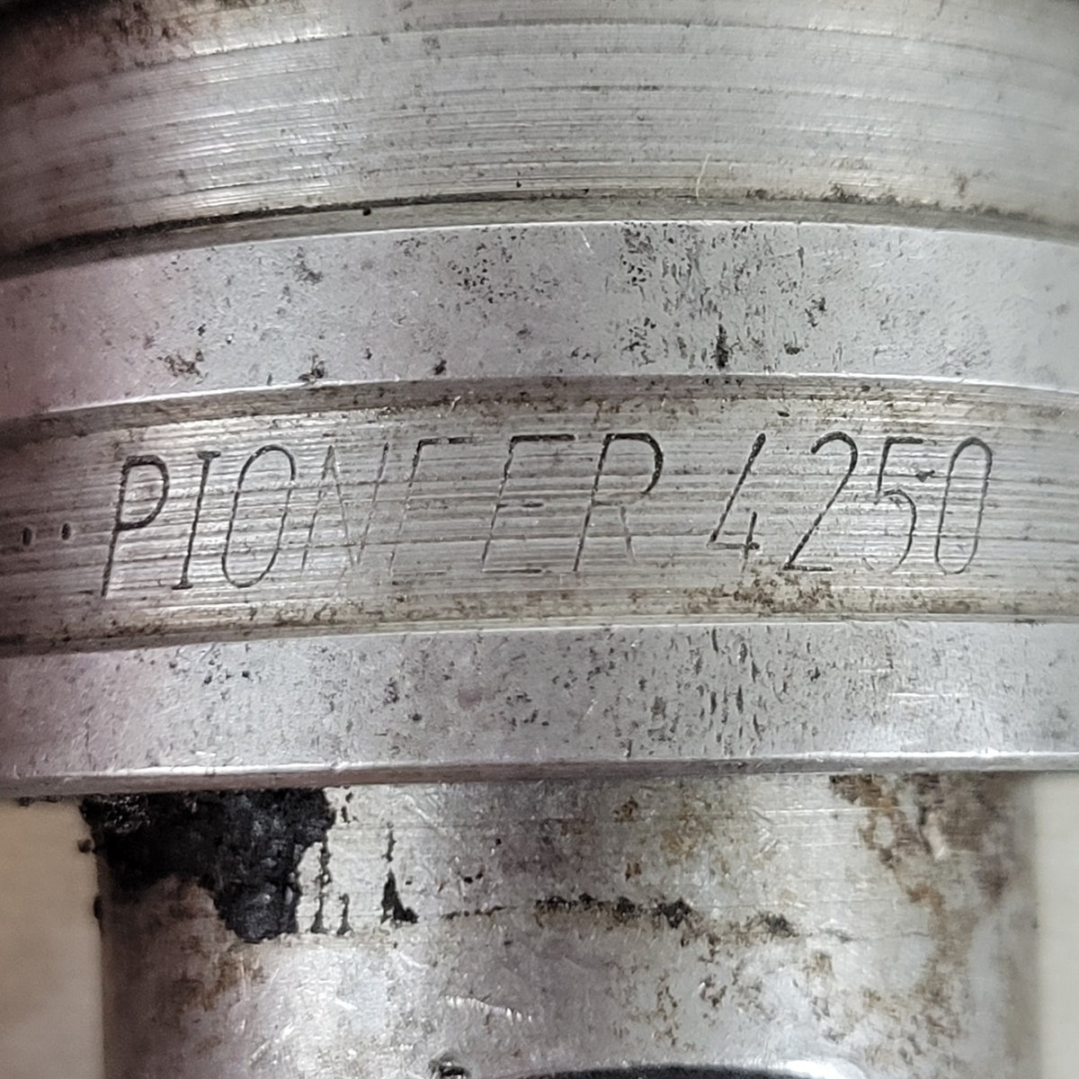 Parker Pioneer 4250-4 1/2" NPTF Female Hydraulic Quick Coupler ISO 5675