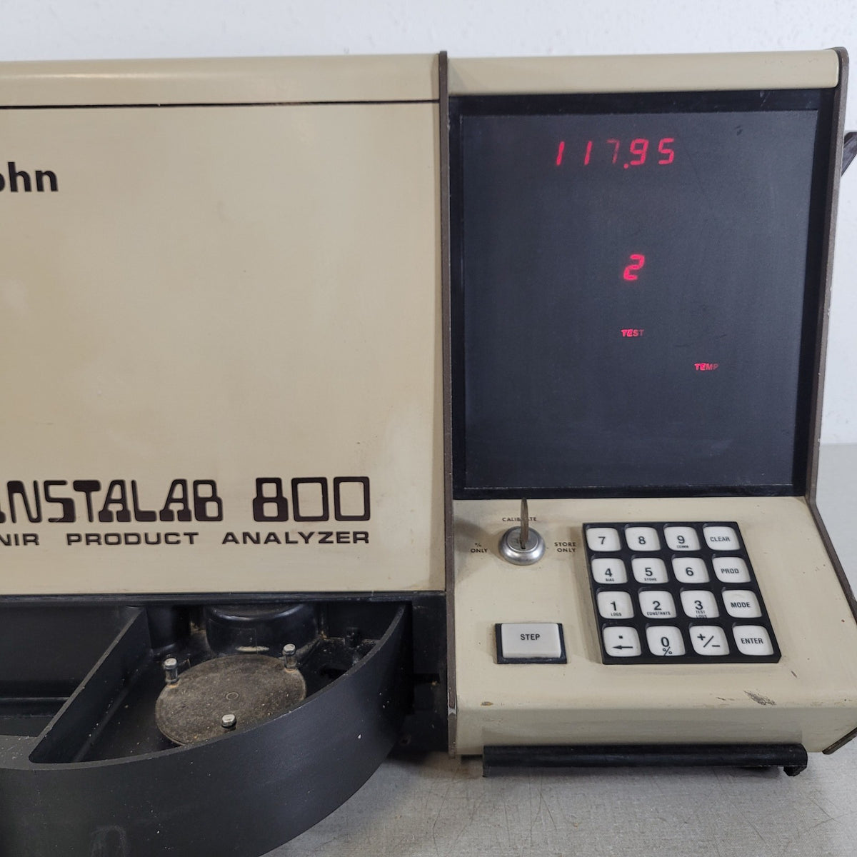Dickey-john InstaLab 800 NIR Grain Protein Oil Moisture Analyzer Powers Up