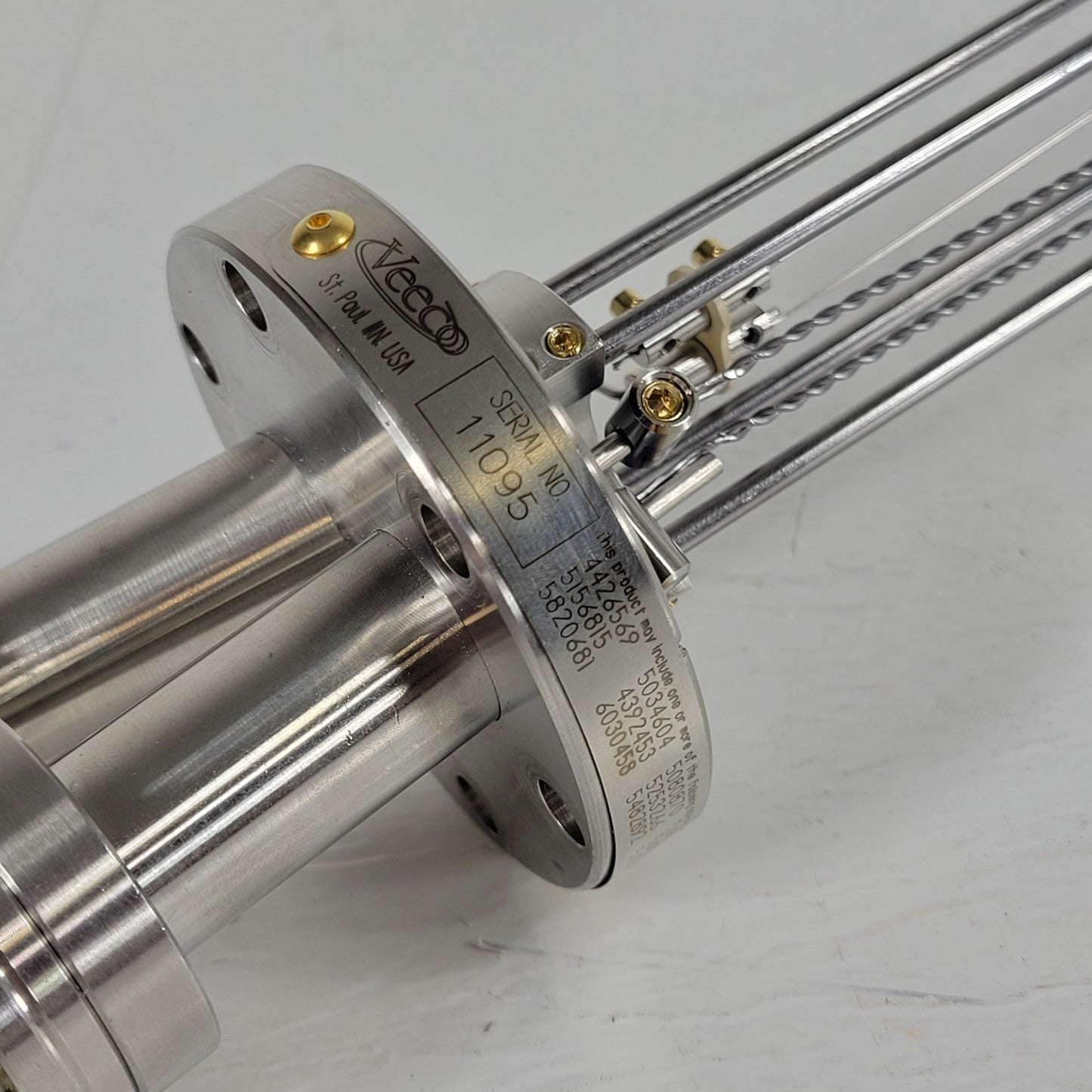 Veeco Perkin-Elmer 11095 DN35CF MBE Effusion Cell Source UHV Semiconductor