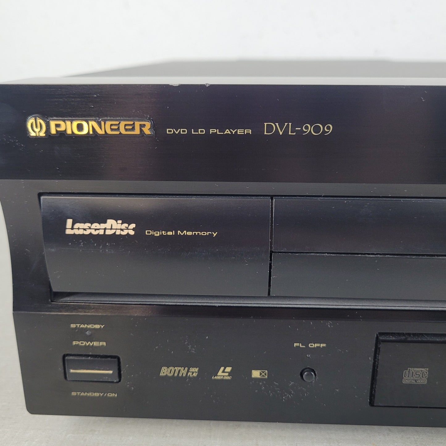 Pioneer DVL-909 LaserDisc LD DVD CD Combination Player Dual-Side Play
