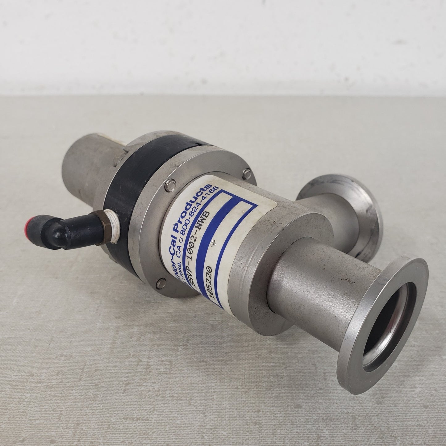 Nor-Cal ESVP-1002-NWB KF25 NW25 Pneumatic Right Angle Vacuum Isolation Valve