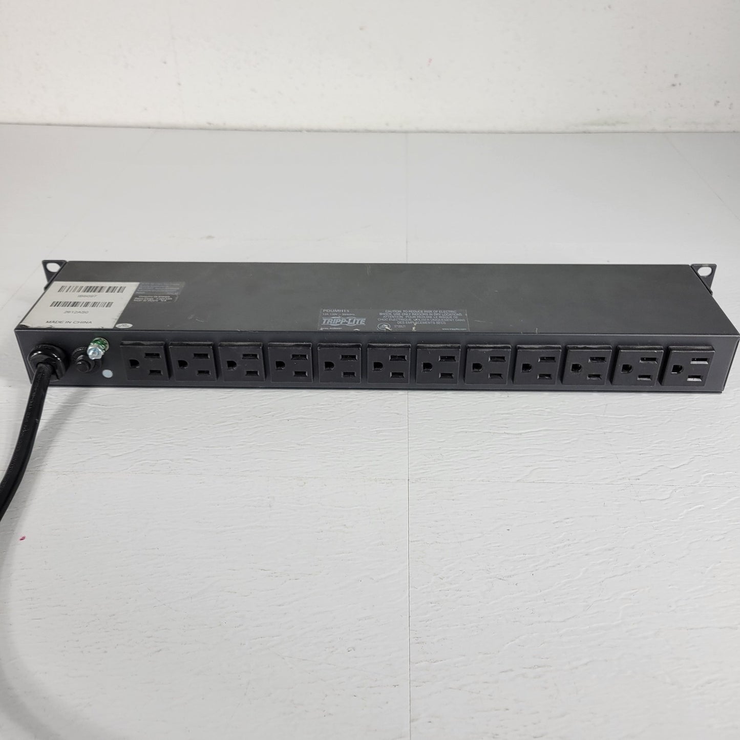 TESTED Tripp-Lite PDUMH15 Rack Mount PDU Current Meter 13 Outlets 12A 120V