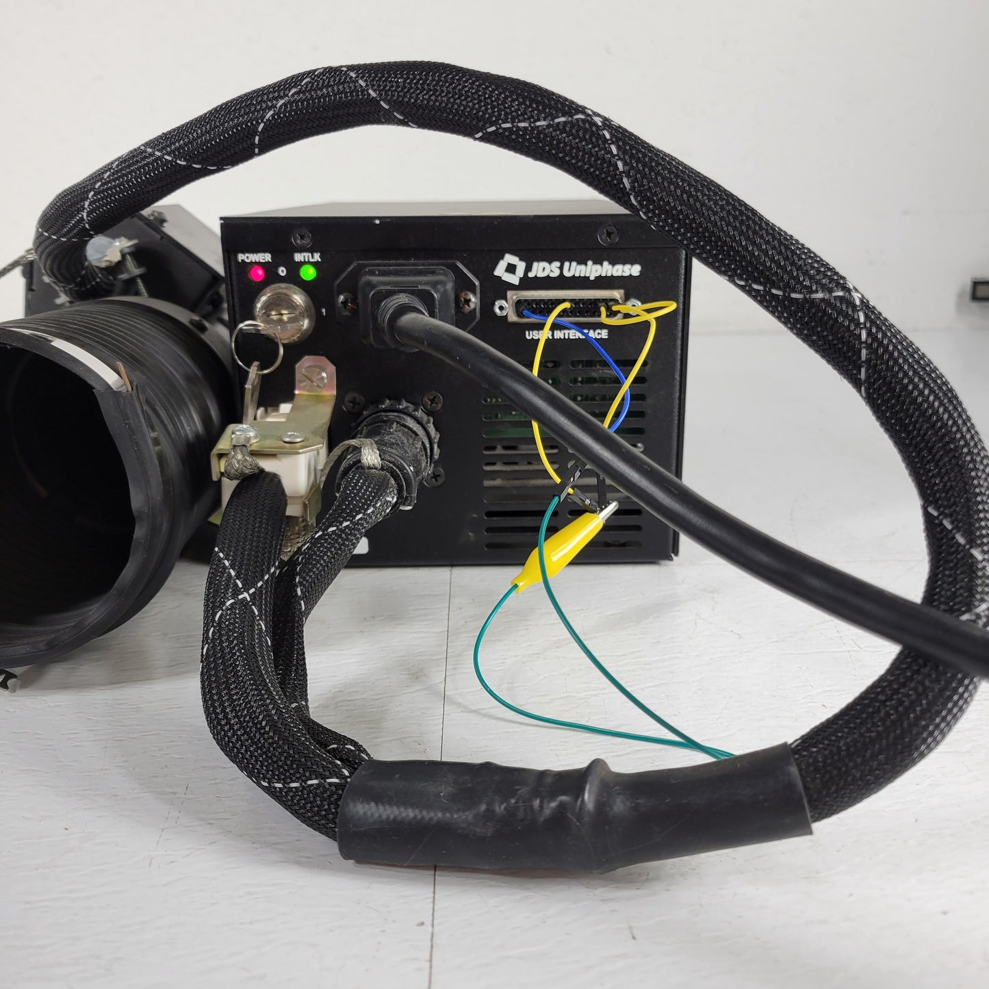 JDS Uniphase Ultra Laser 2218-010SLCPEB w/ Power Supply Controller 2110U-SLCPEB