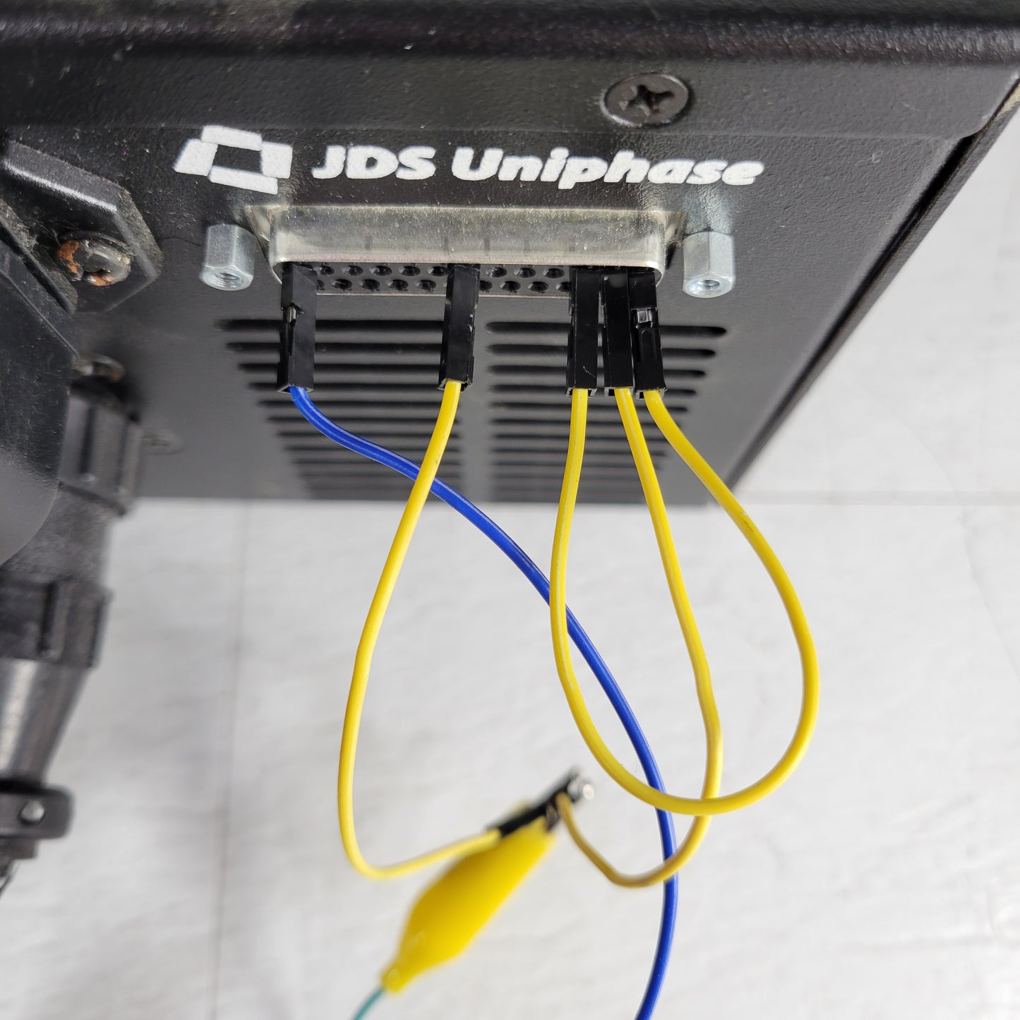 JDS Uniphase Ultra Laser 2218-010SLCPEB w/ Power Supply Controller 2110U-SLCPEB