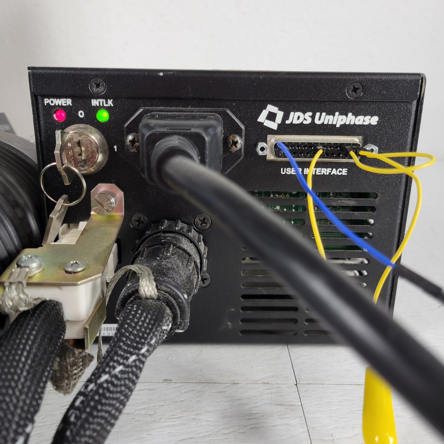 JDS Uniphase Ultra Laser 2218-010SLCPEB w/ Power Supply Controller 2110U-SLCPEB