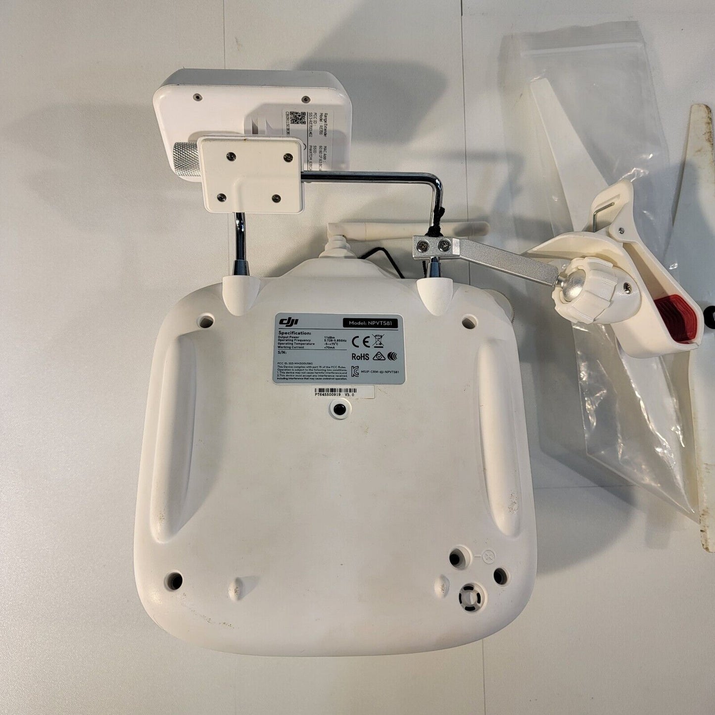 DJI Phantom 2 Drone PV331 Remote NPVT581 w/ Travel Case, and Accessries - FLIES