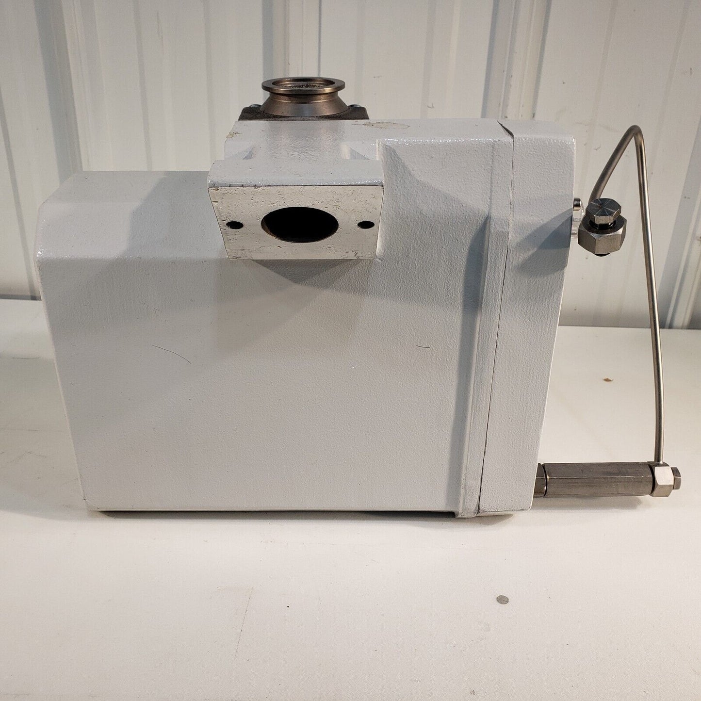 Pfeiffer Vacuum PK Z40 151 Oil Mist Separator Eliminator for Vacuum Pumps to 30m