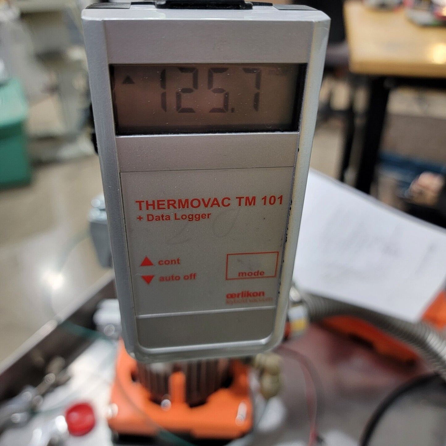 Leybold THERMOVAC TM 101 Convenient Pirani Vacuum Gauge + Data Logger