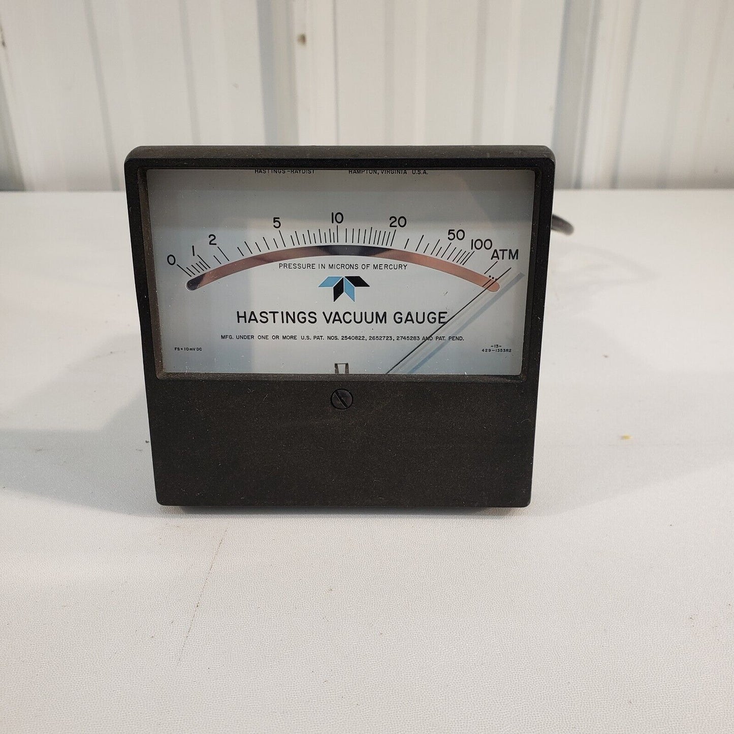 Hastings VT-5A Vacuum Gauge