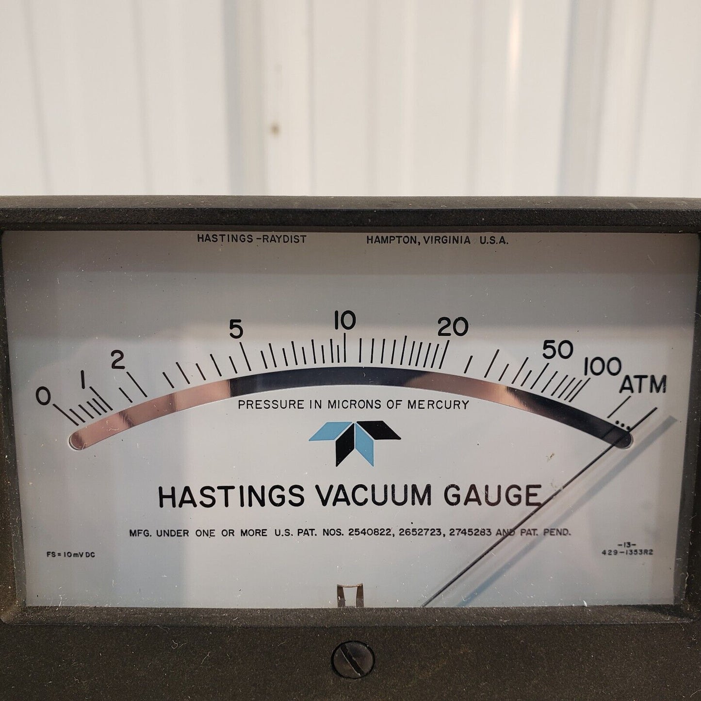 Hastings VT-5A Vacuum Gauge