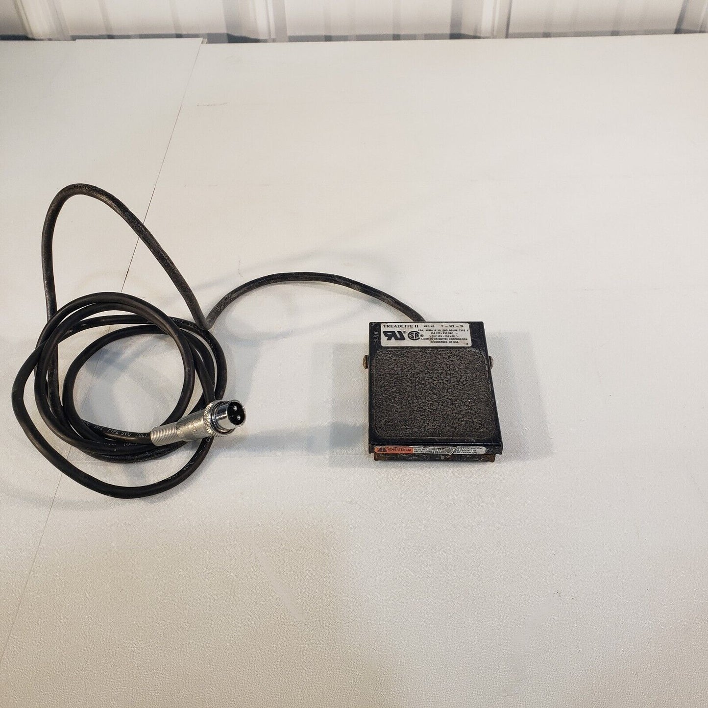 Linemaster Switch Corp Treadlite II T-91-S Foot Switch Standard Pedal