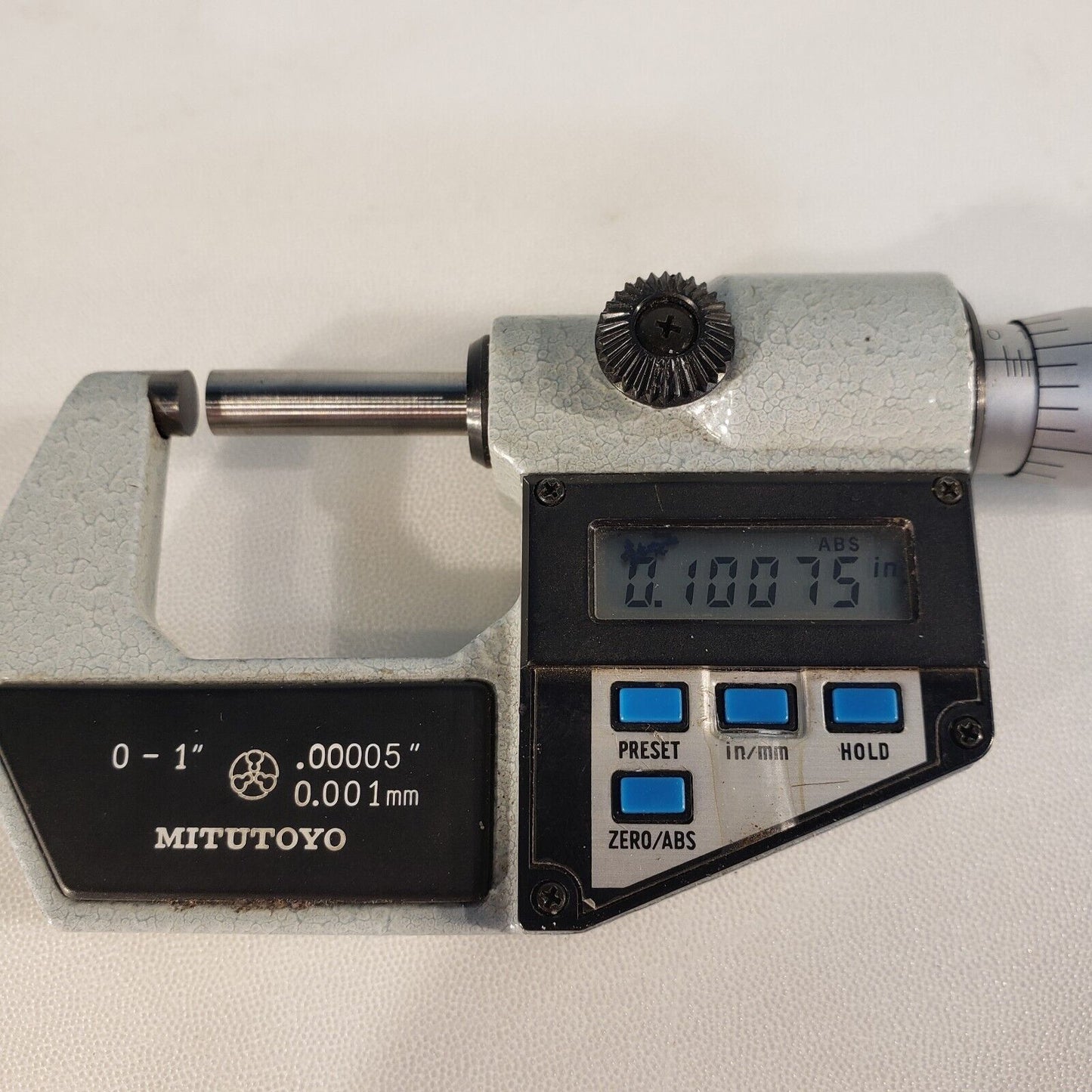 Mitutoyo 0-1"/0-25.4mm Range 0.00005"/0.001mm Accurate Digital Micrometer