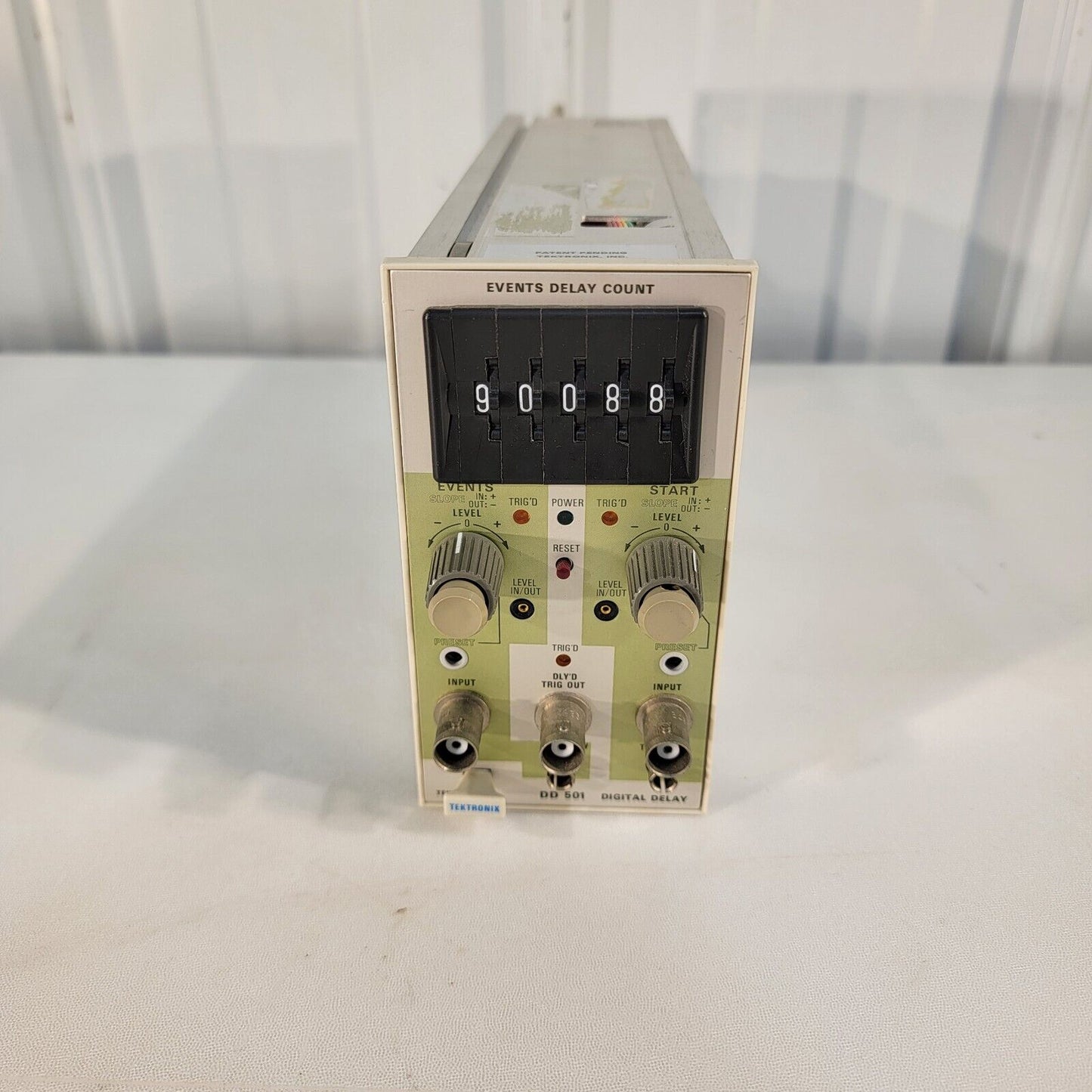 Tektronix DD 501 Digital Events Delay Counter Count Digital Delay Plug-In Module