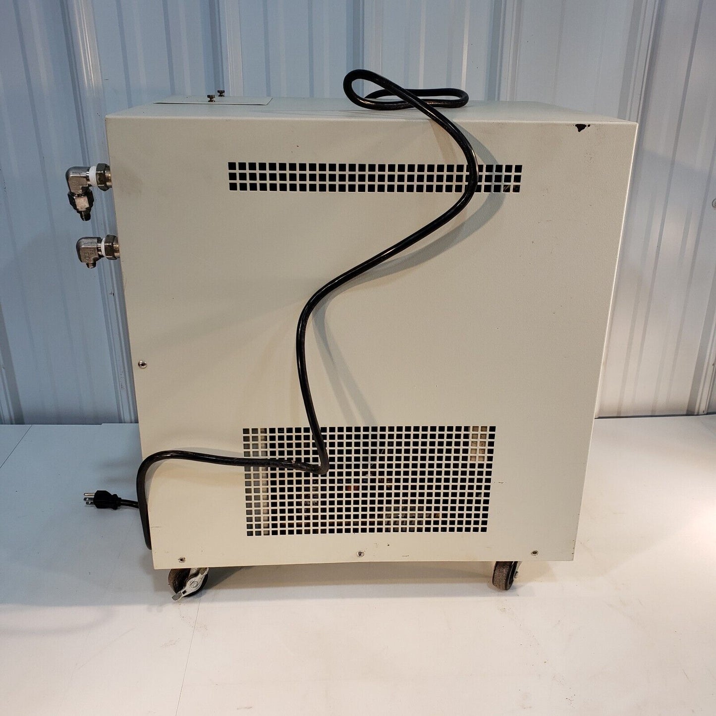 Neslab CFT-33 Refrigerated Recirculating Chiller - Tested Works - 115V 13 AMPS