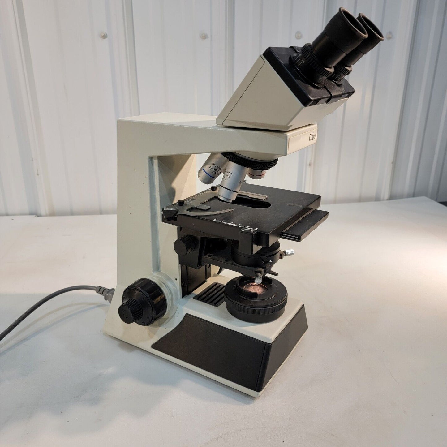 Wesco CXRII Upright Optical Microscope 40-1000x SemiPlanAchro Objectives 2x Eyep