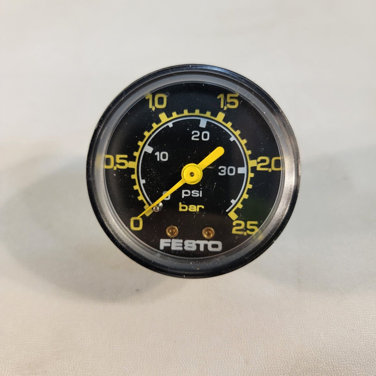 Festo 2.5 Bar 30 PSI Pressure Gauge Full Scale Range