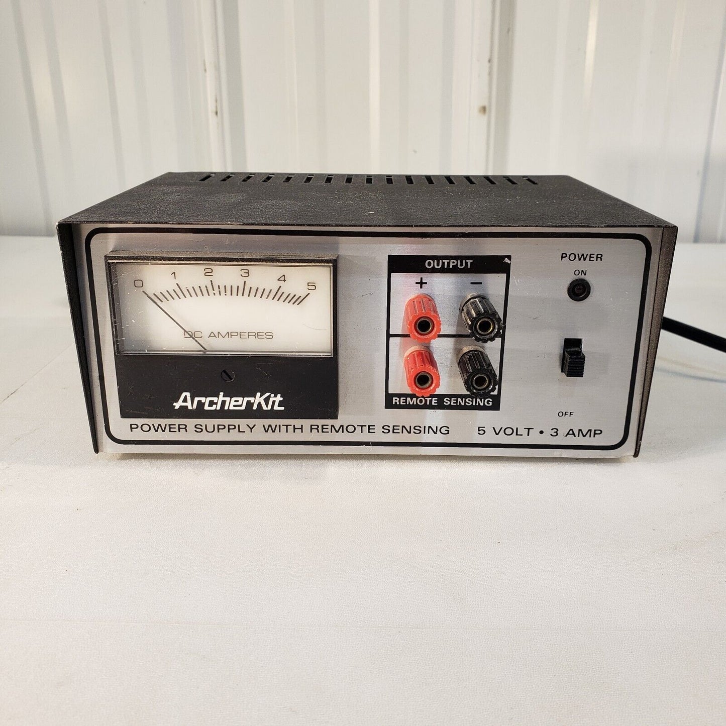 Archer Kit 5 Volt 3 Amp Regulated Power Supply