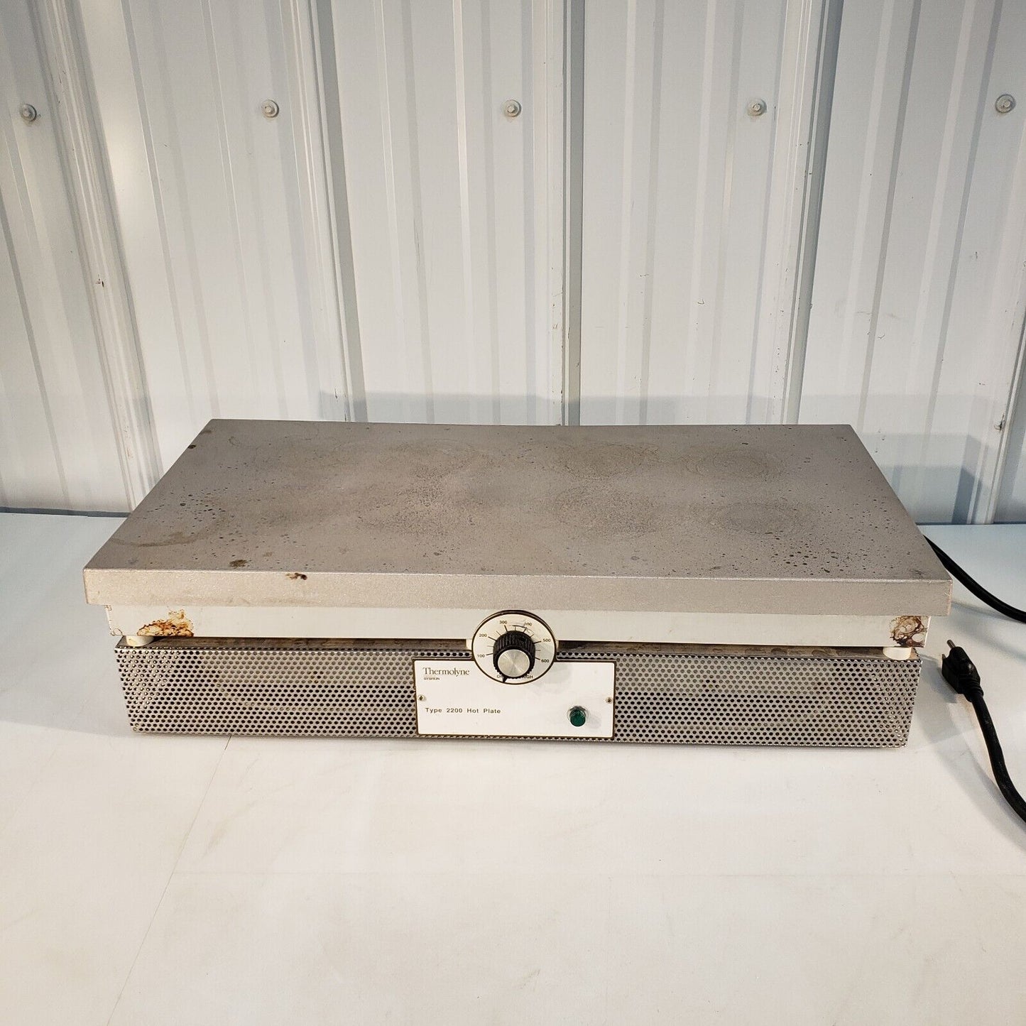 Thermolyne Type 2200 120V 26.6A Large Area Hot Plate 24" Wide 12" Deep A2245M