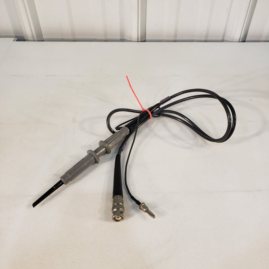 Tektronix P6007 Screw-On Oscilloscope Probe 10 Mega-ohms 2pF BNC 100X
