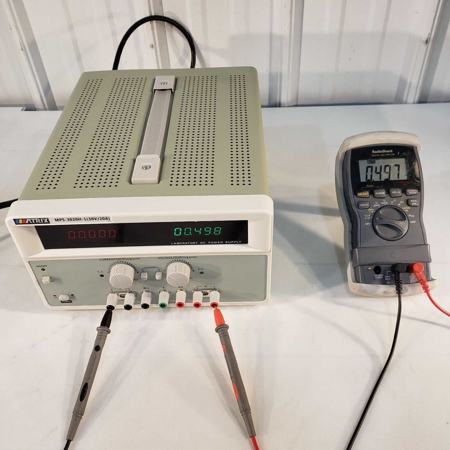 Matrix MPS-3020H-1 DC Adjustable Linear Bench Power Supply 30V/20A 600W